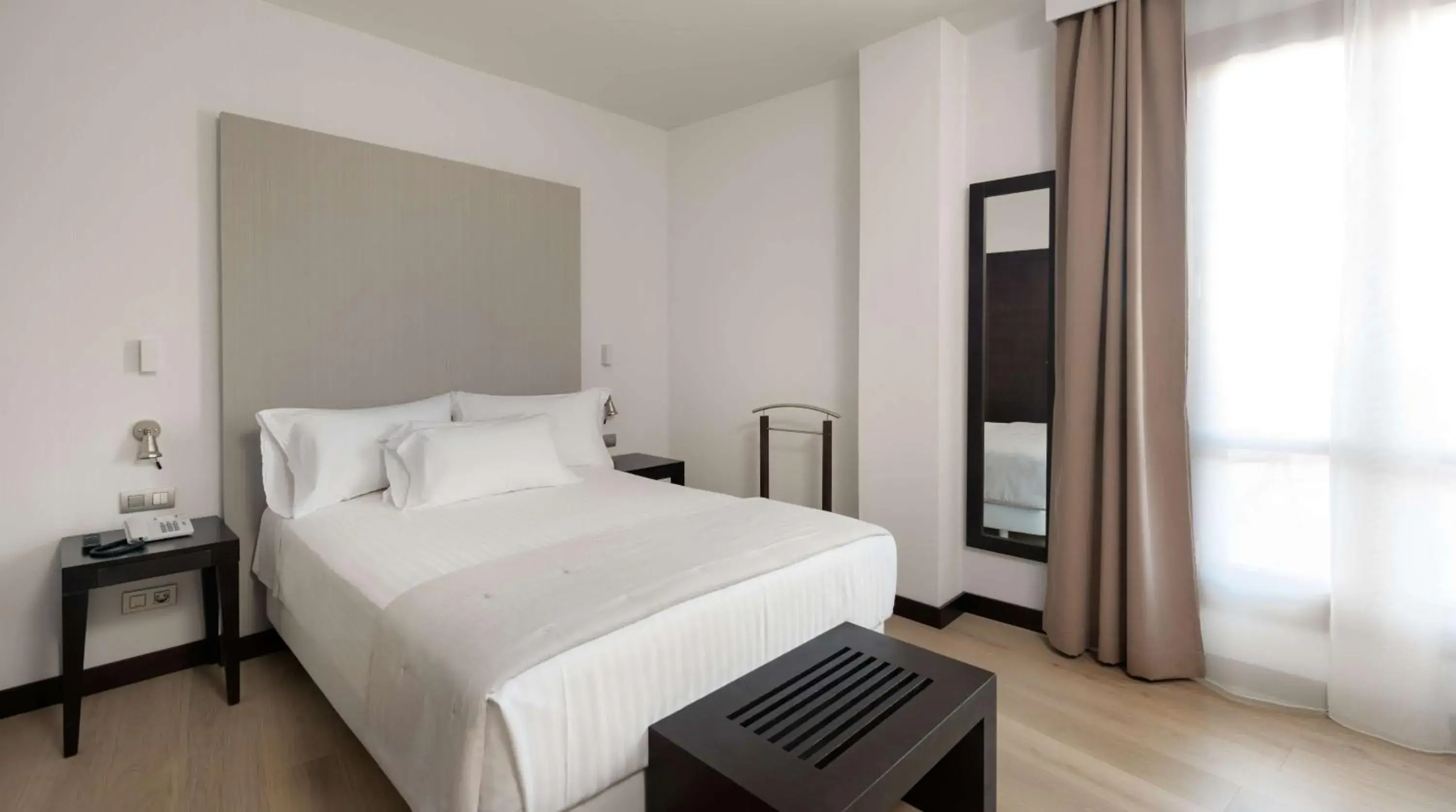 Superior Double or Twin Room with Terrace in AC Hotel by Marriott Cartagena Superior Double or Twin Room with Terrace in AC Hotel by Marriott Cartagena