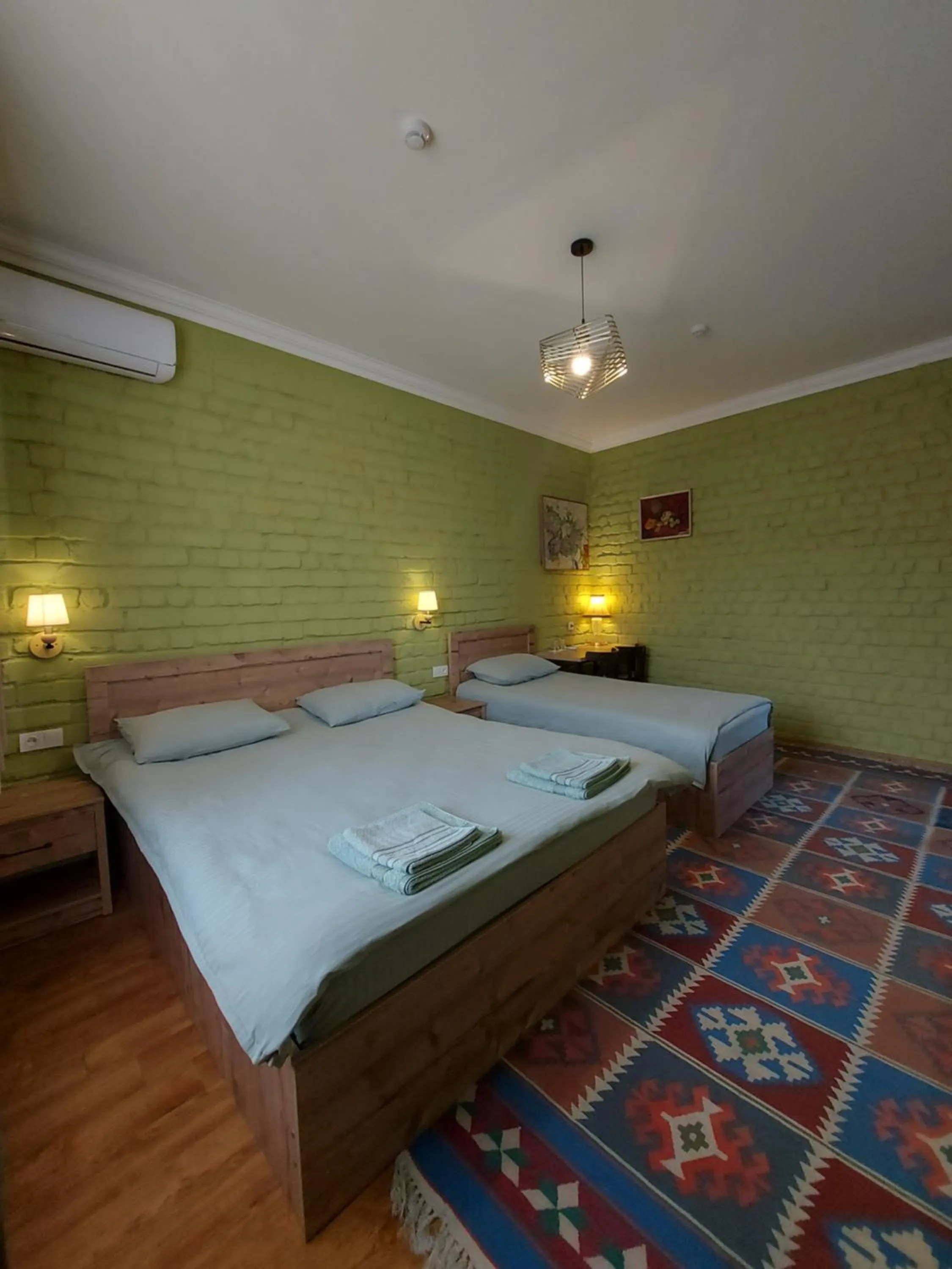 Bedroom, Bed in MUSAVVIR