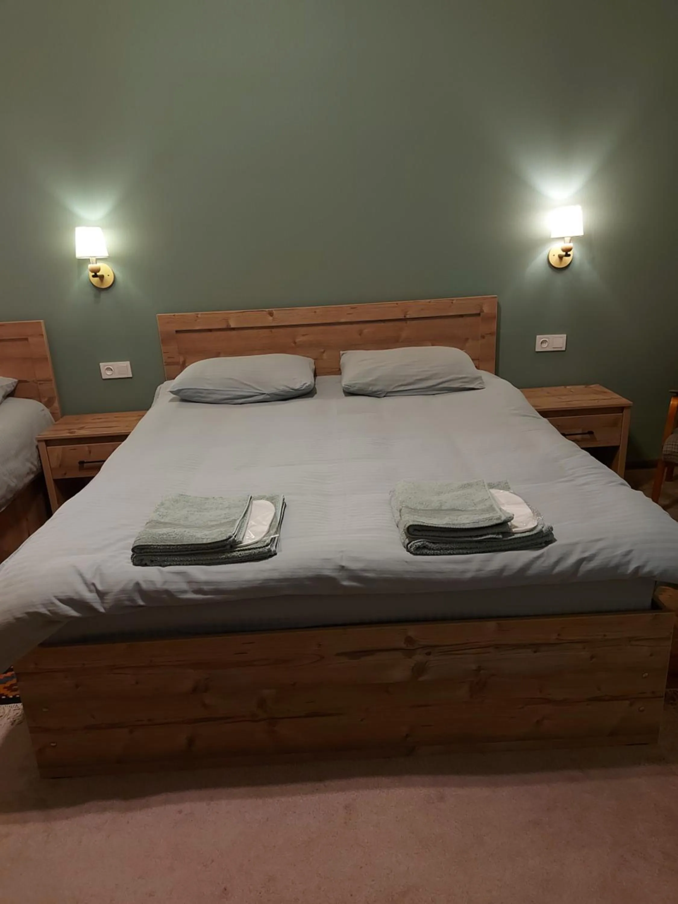 Bedroom, Bed in MUSAVVIR