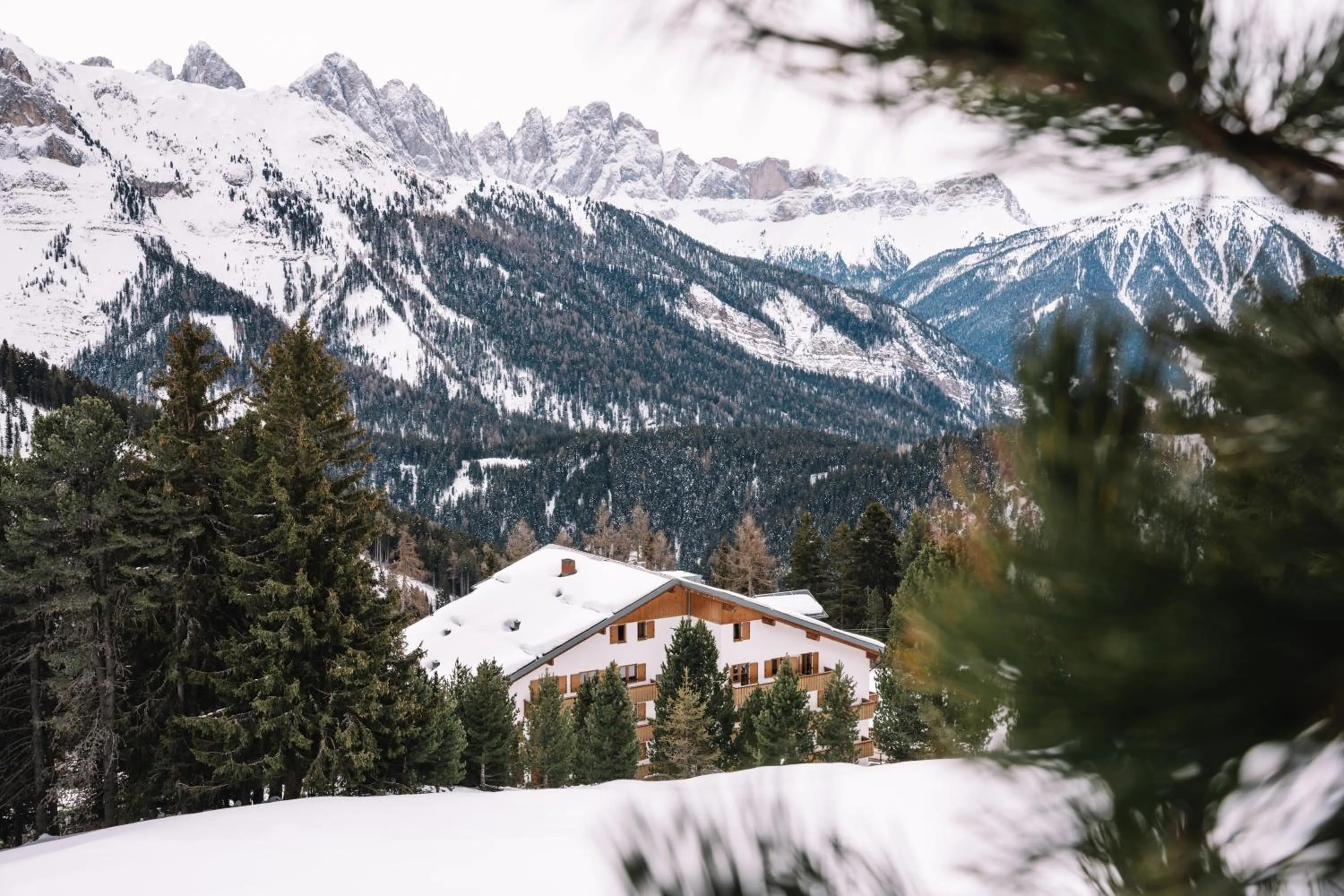 Property building in PLOSE Parkhotel & Residence