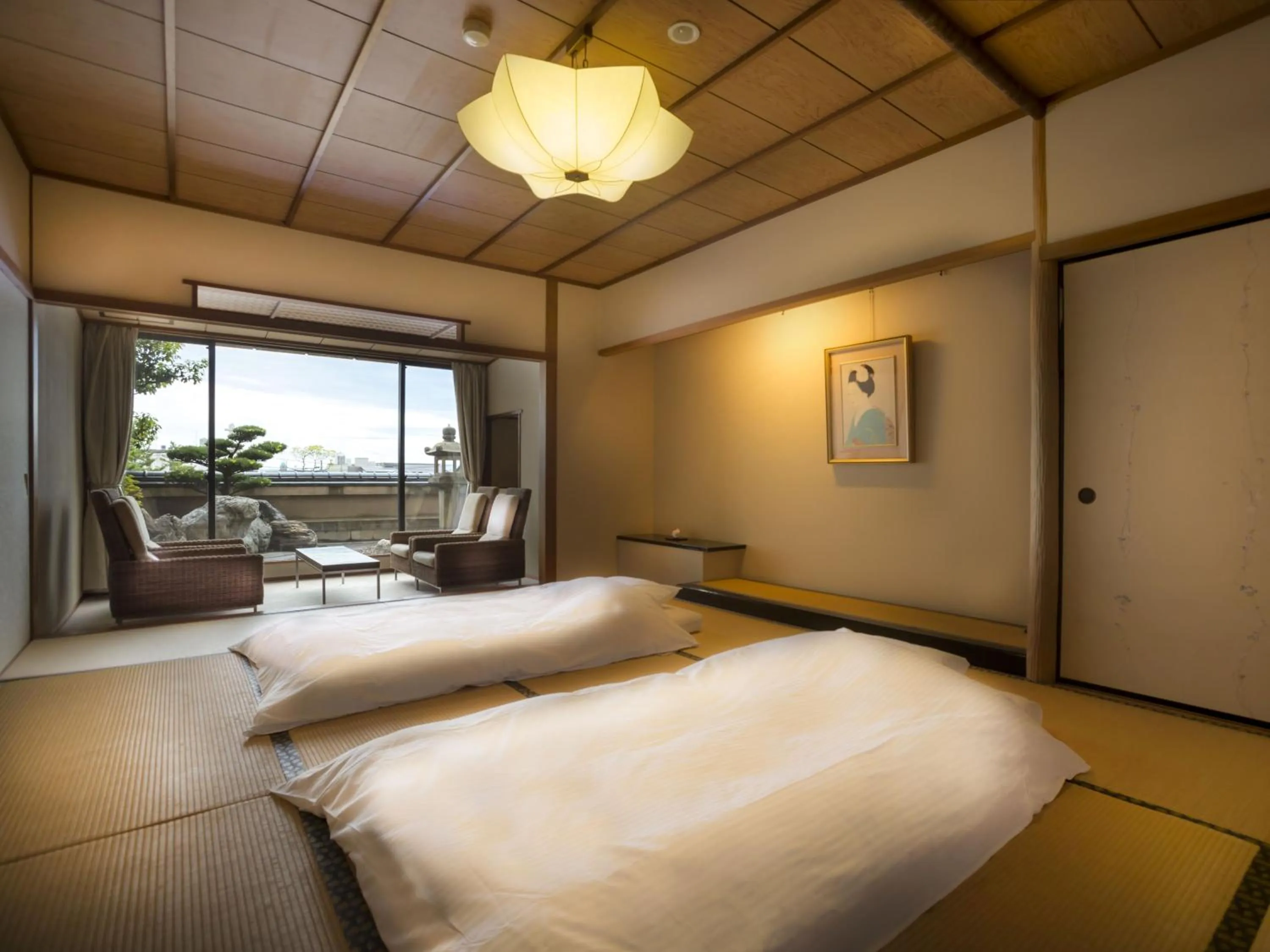 Photo of the whole room, Bed in Awara No Yado Yagi