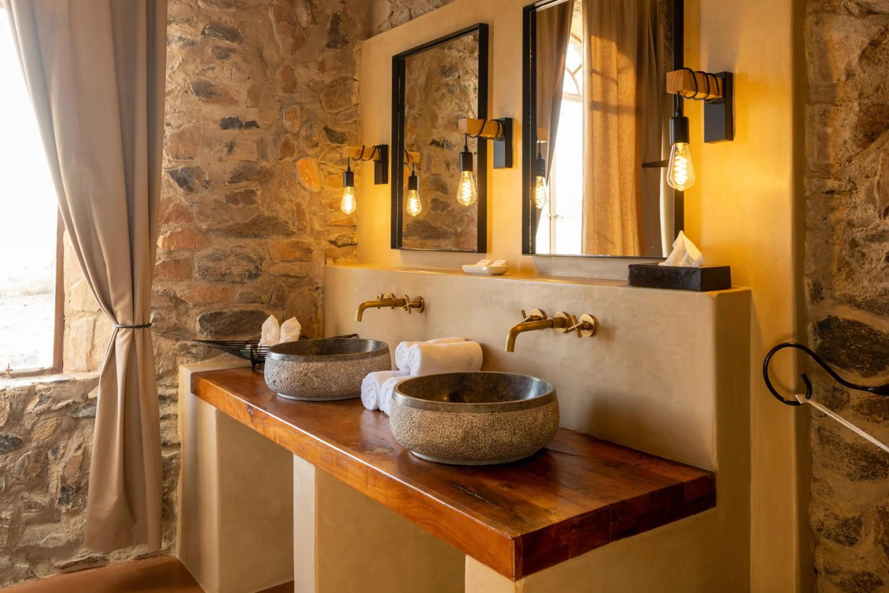 Bathroom in Le Mirage Resort & Spa