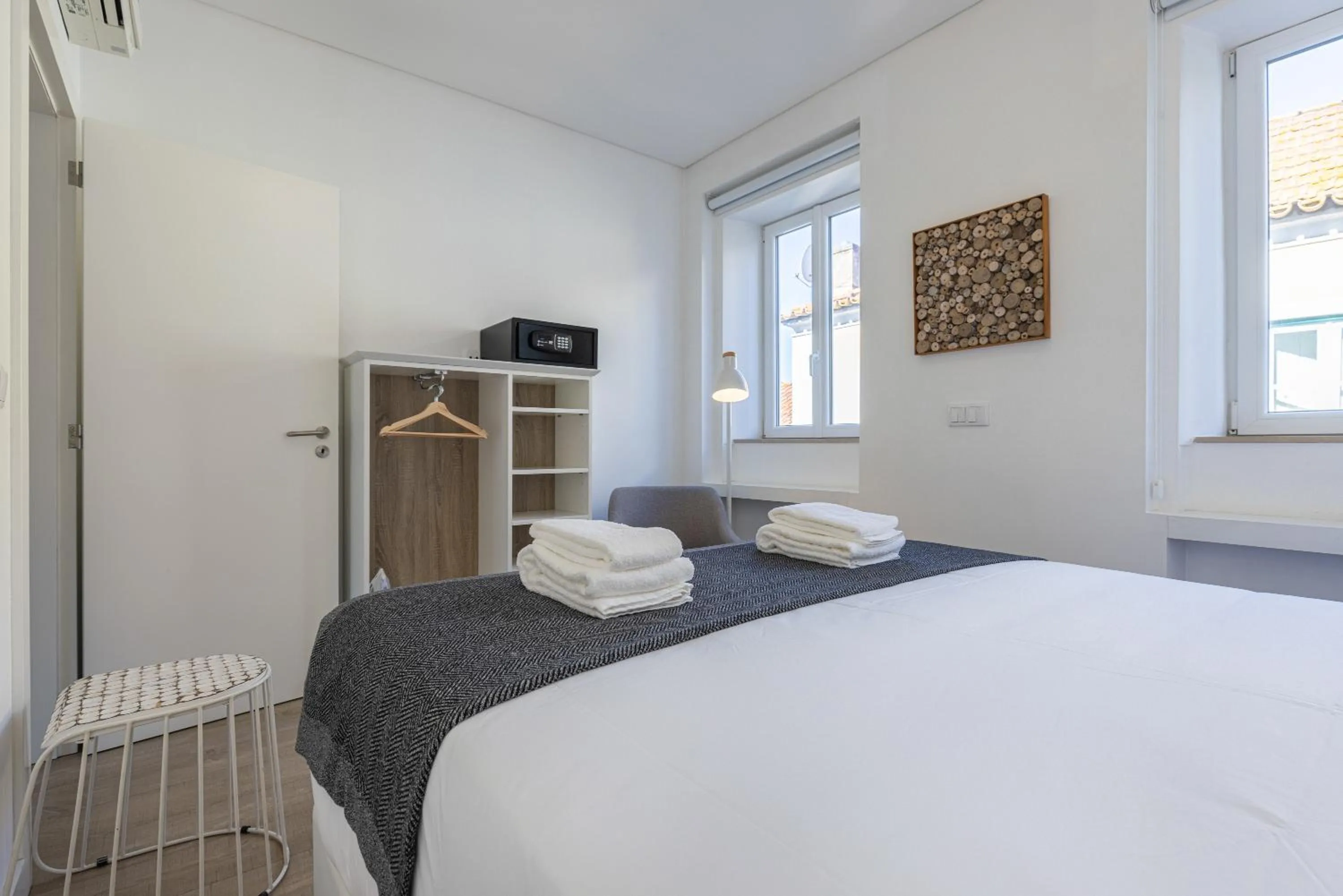 Bedroom, Bed in Garcia 28 by LovelyStay