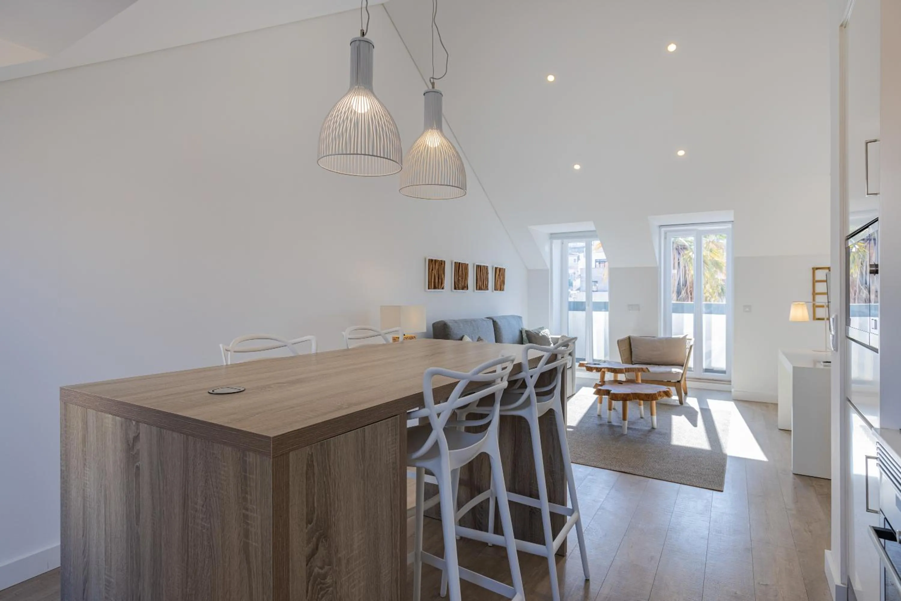 Dining area in Garcia 28 by LovelyStay