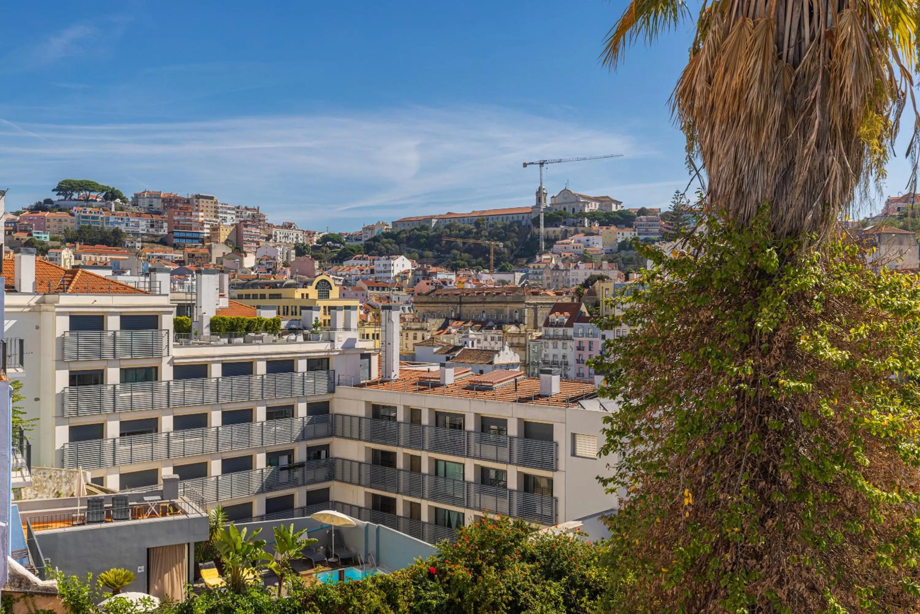 City view in Garcia 28 by LovelyStay