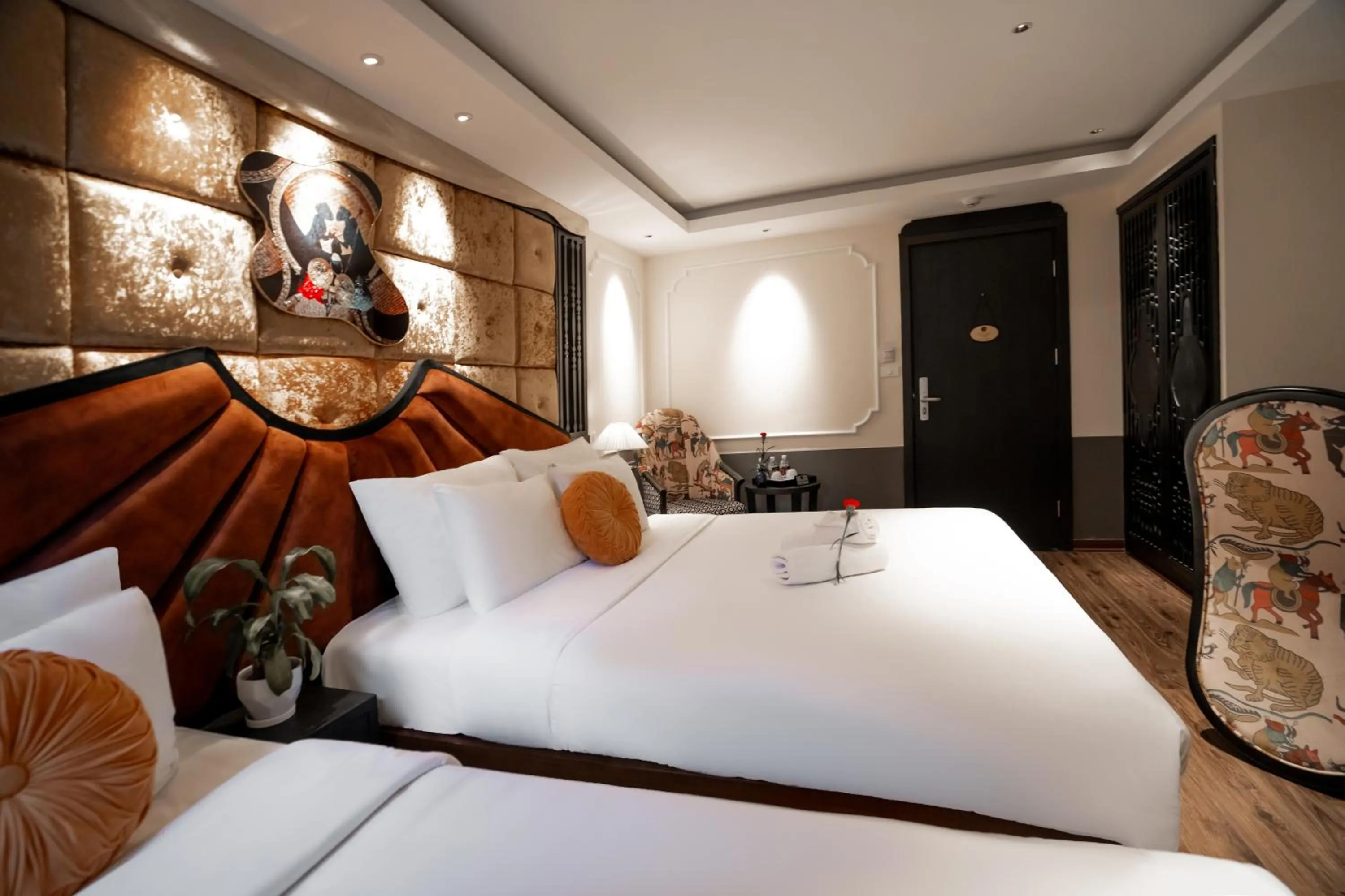 Bed in Hanoi Center Silk Classic Hotel & Travel