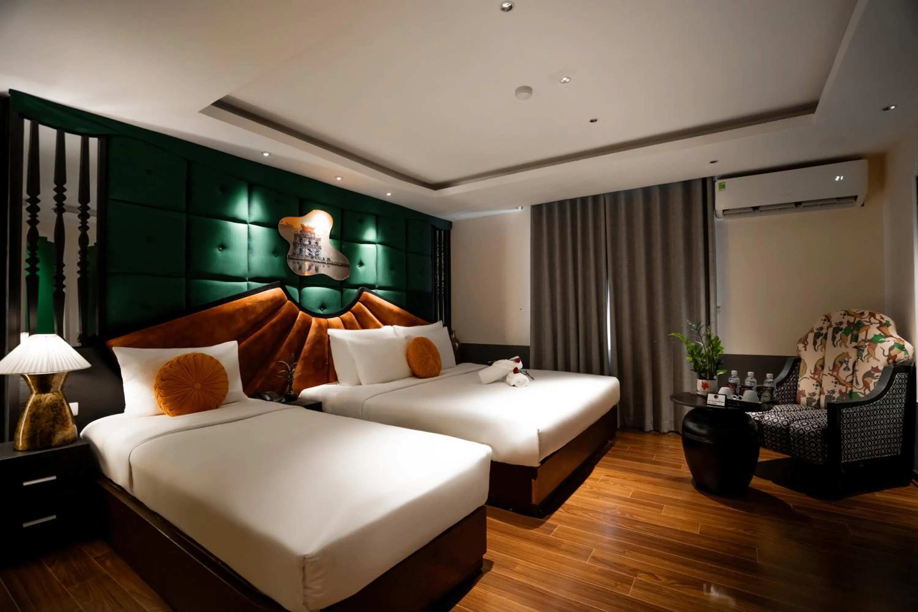 Bed in Hanoi Center Silk Classic Hotel & Travel