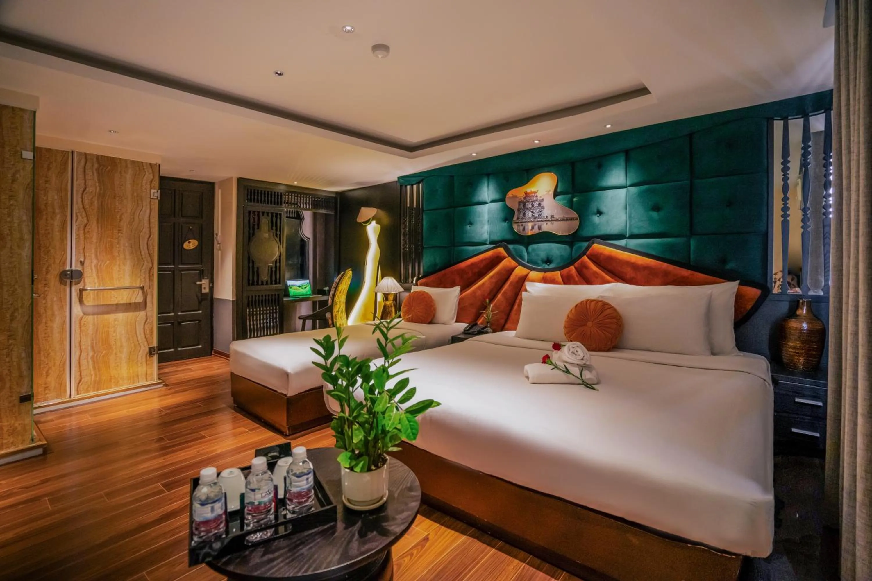 Bed in Hanoi Center Silk Classic Hotel & Travel