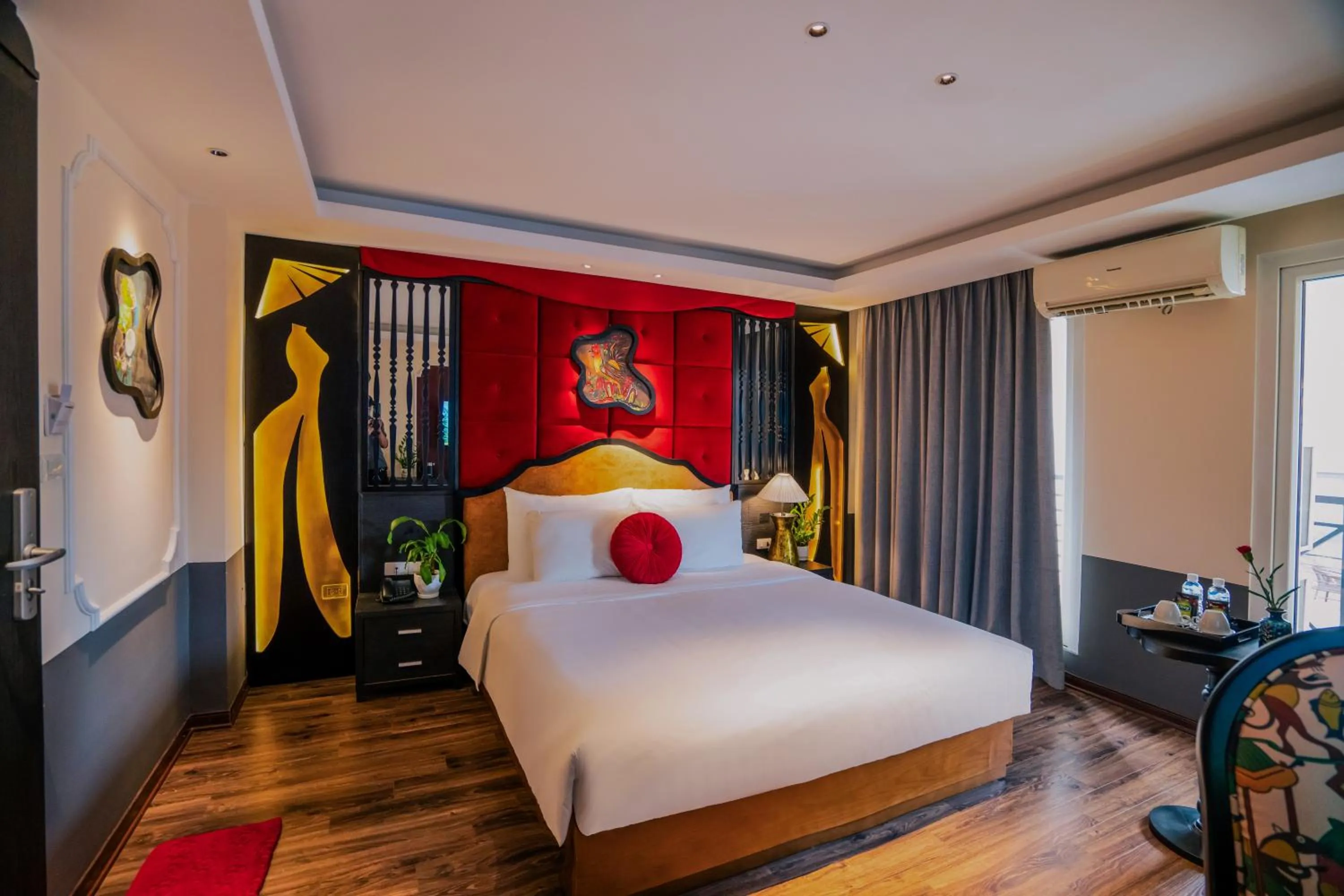 Bedroom, Bed in Hanoi Center Silk Classic Hotel & Travel