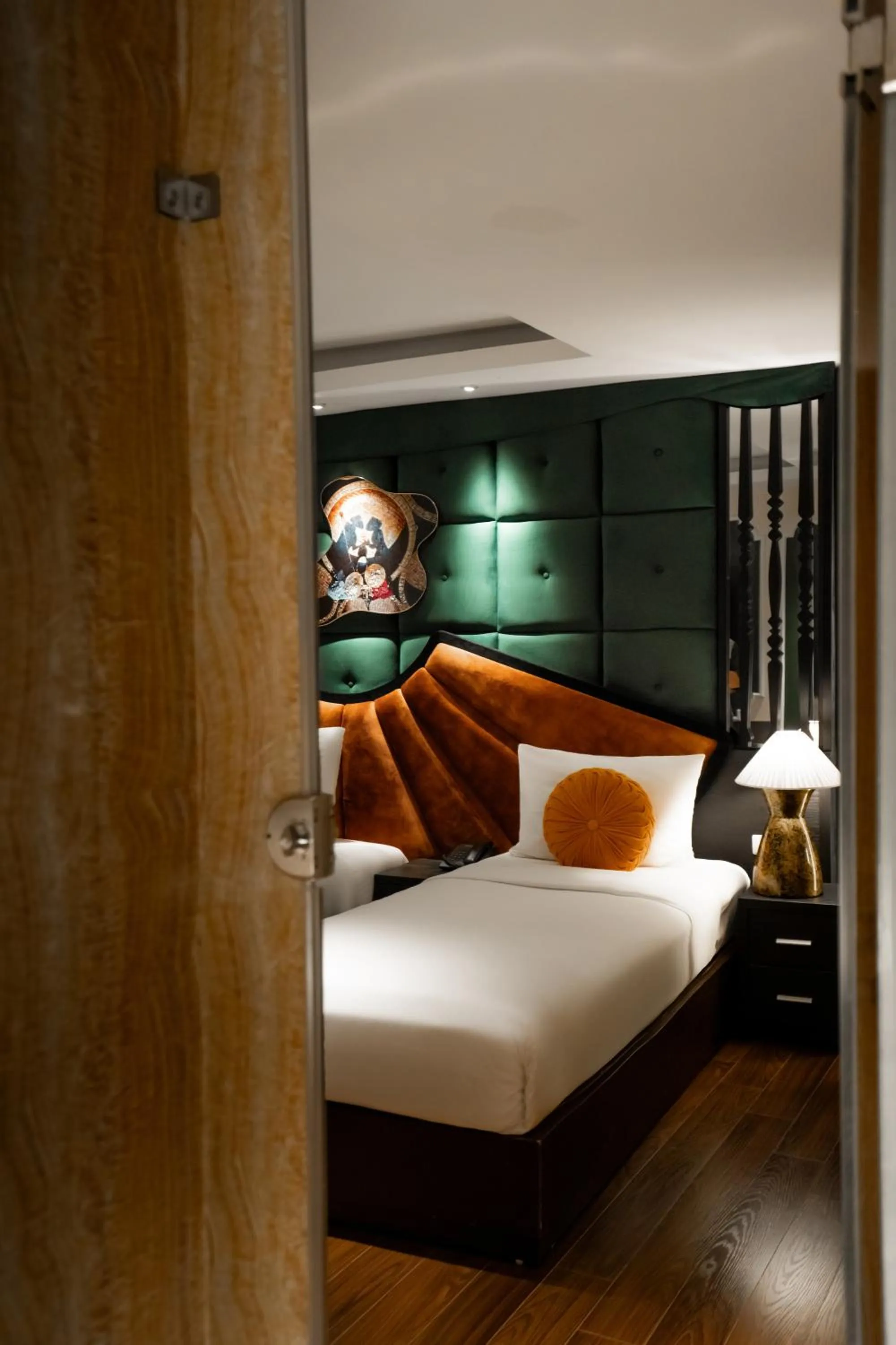 Bed in Hanoi Center Silk Classic Hotel & Travel