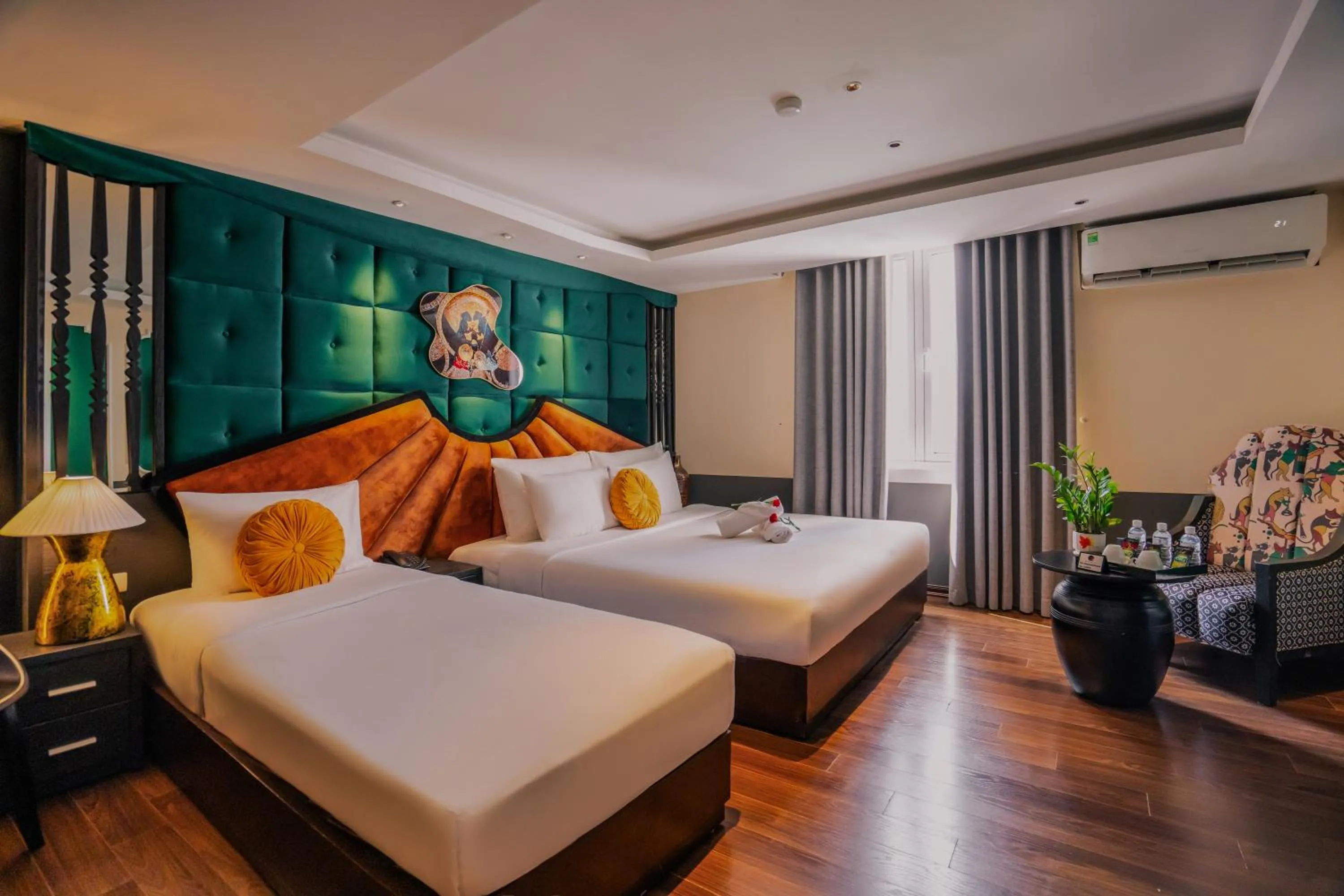 Bed in Hanoi Center Silk Classic Hotel & Travel