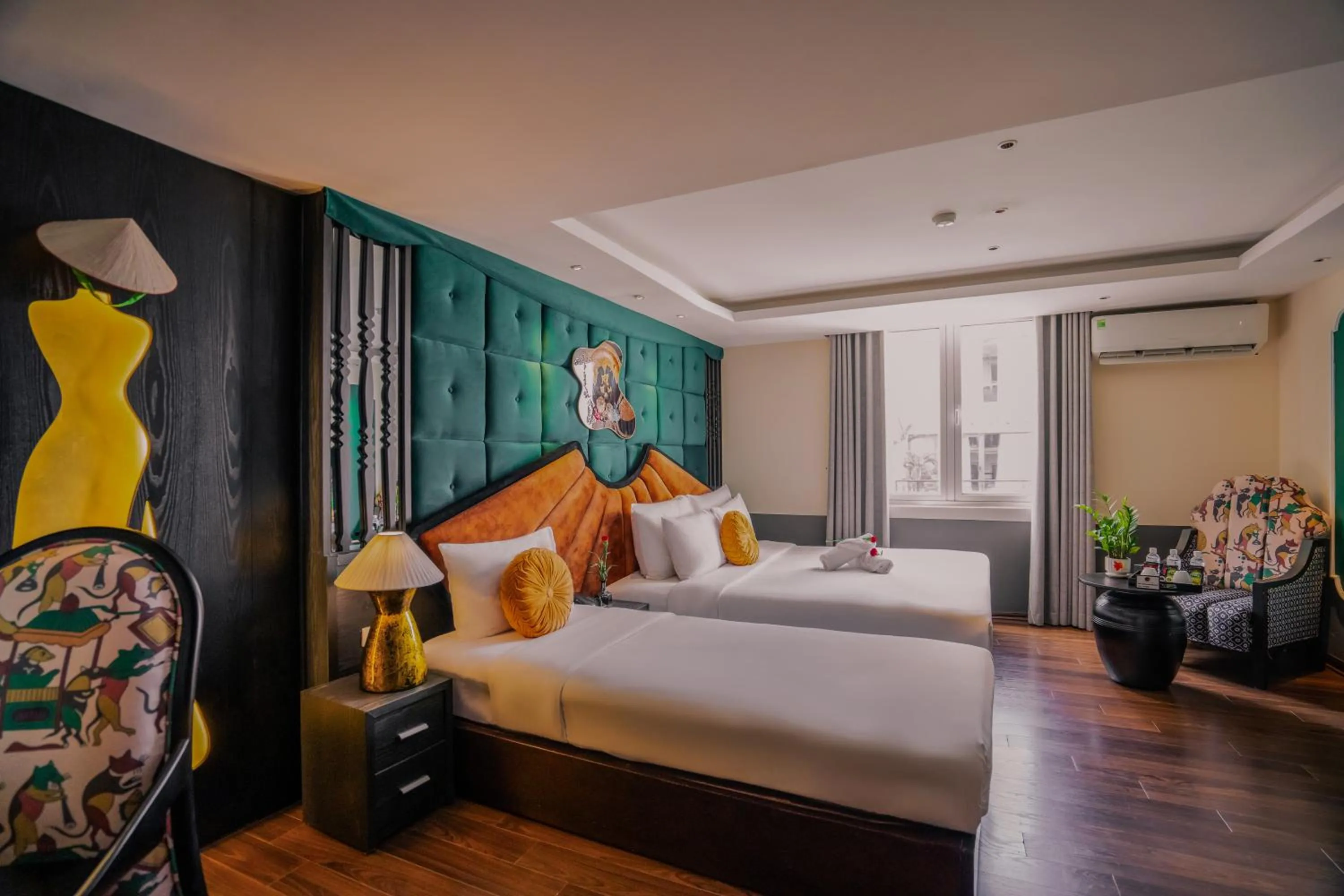 Bed in Hanoi Center Silk Classic Hotel & Travel