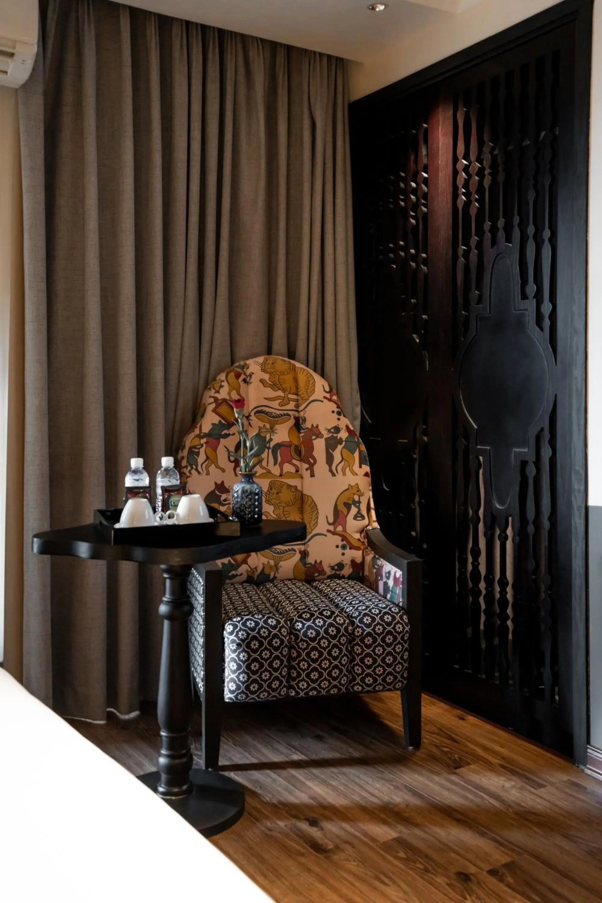 Decorative detail, Bed in Hanoi Center Silk Classic Hotel & Travel