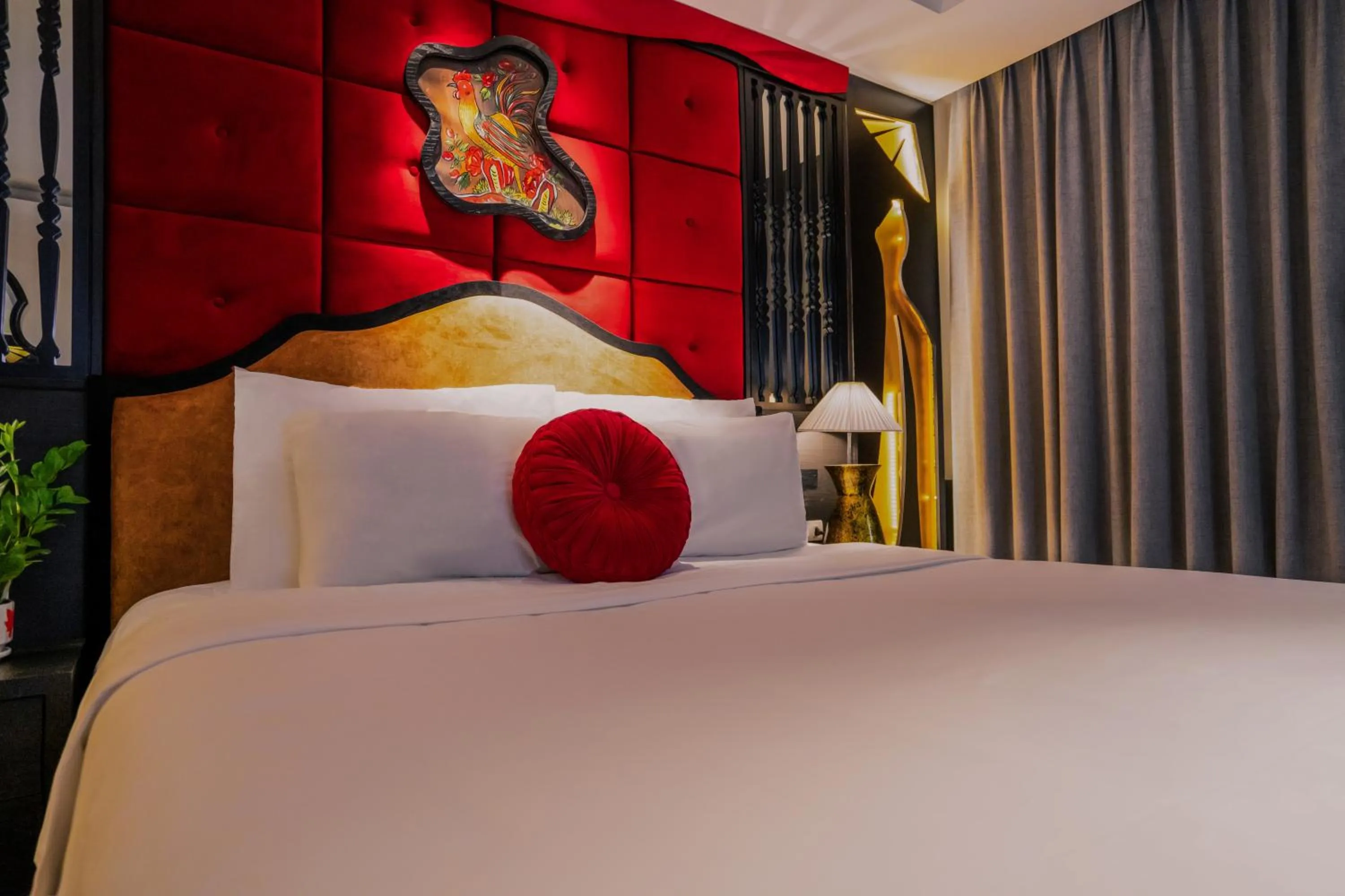 Bed in Hanoi Center Silk Classic Hotel & Travel