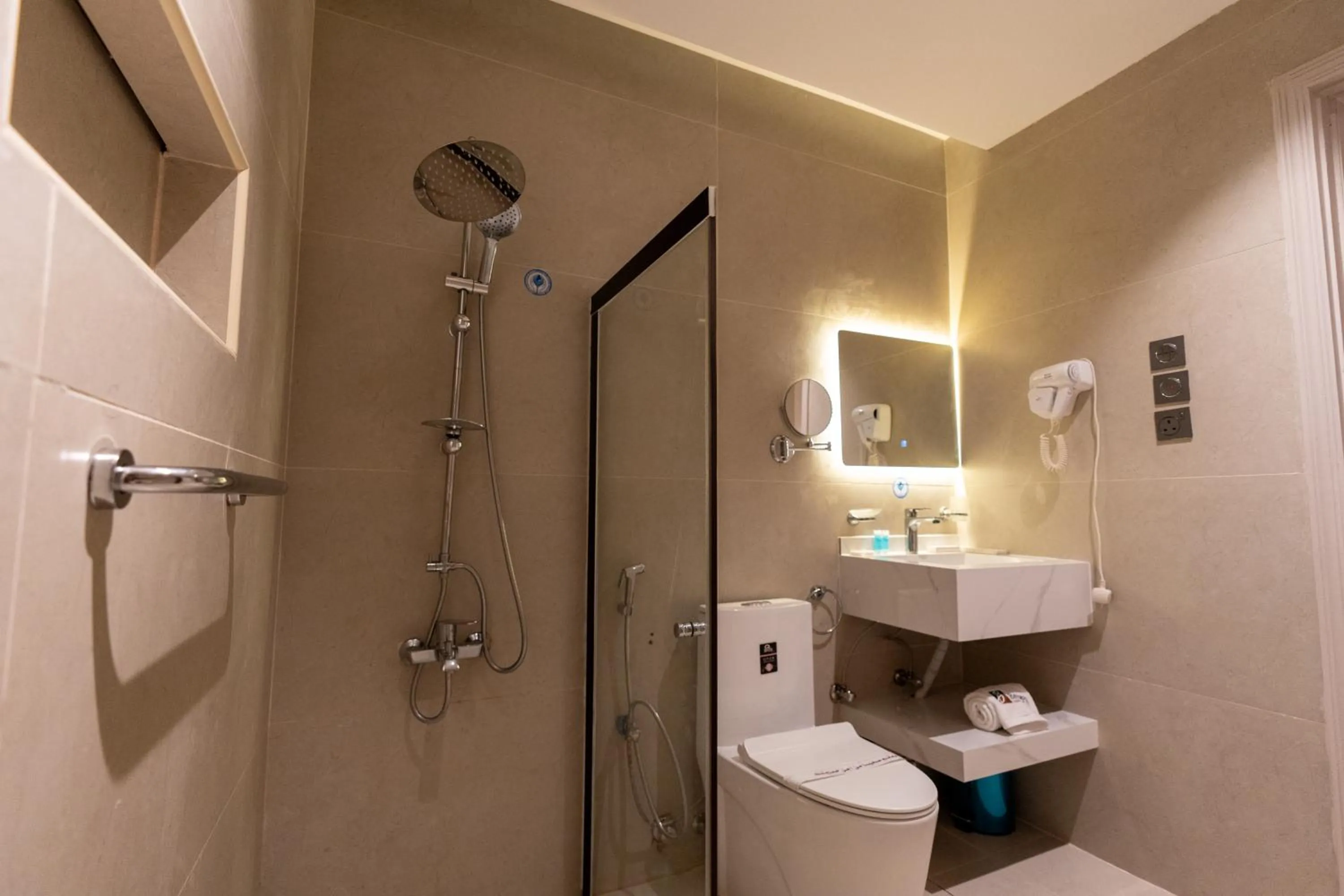 Shower in Brzeen Hotel Riyadh