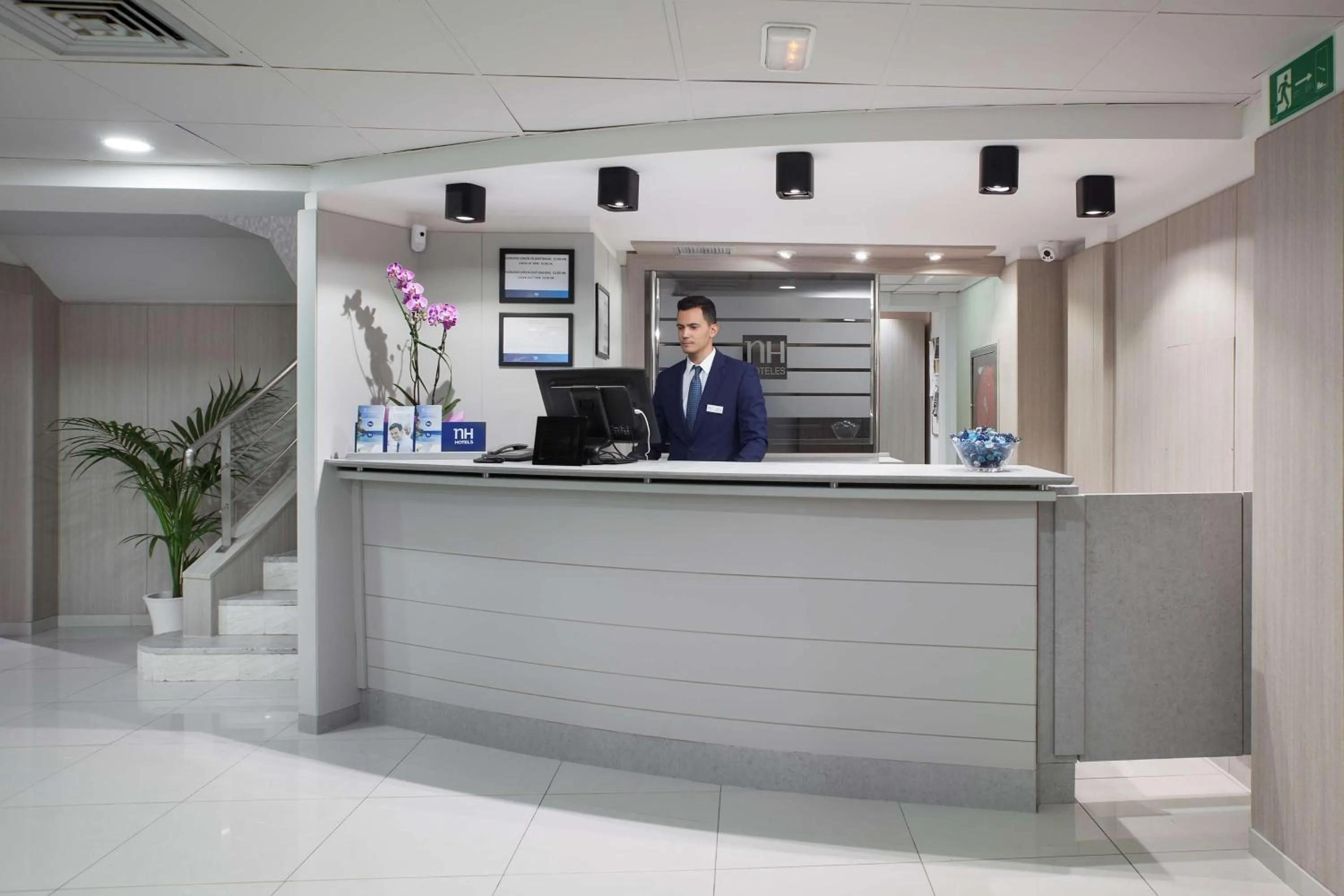 Lobby or reception in NH Las Palmas Playa las Canteras