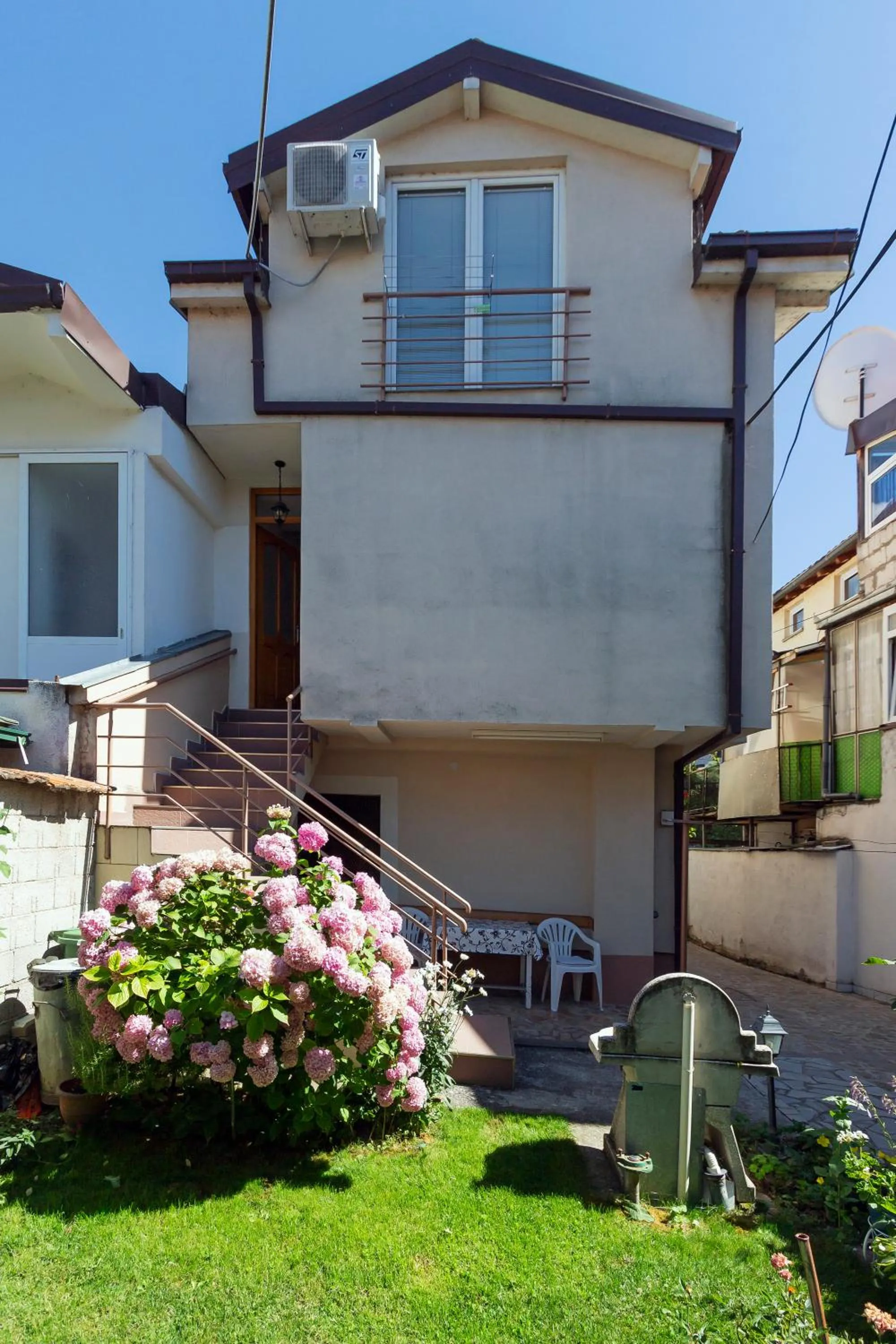 Bogdanoski Studios & Guest Rooms