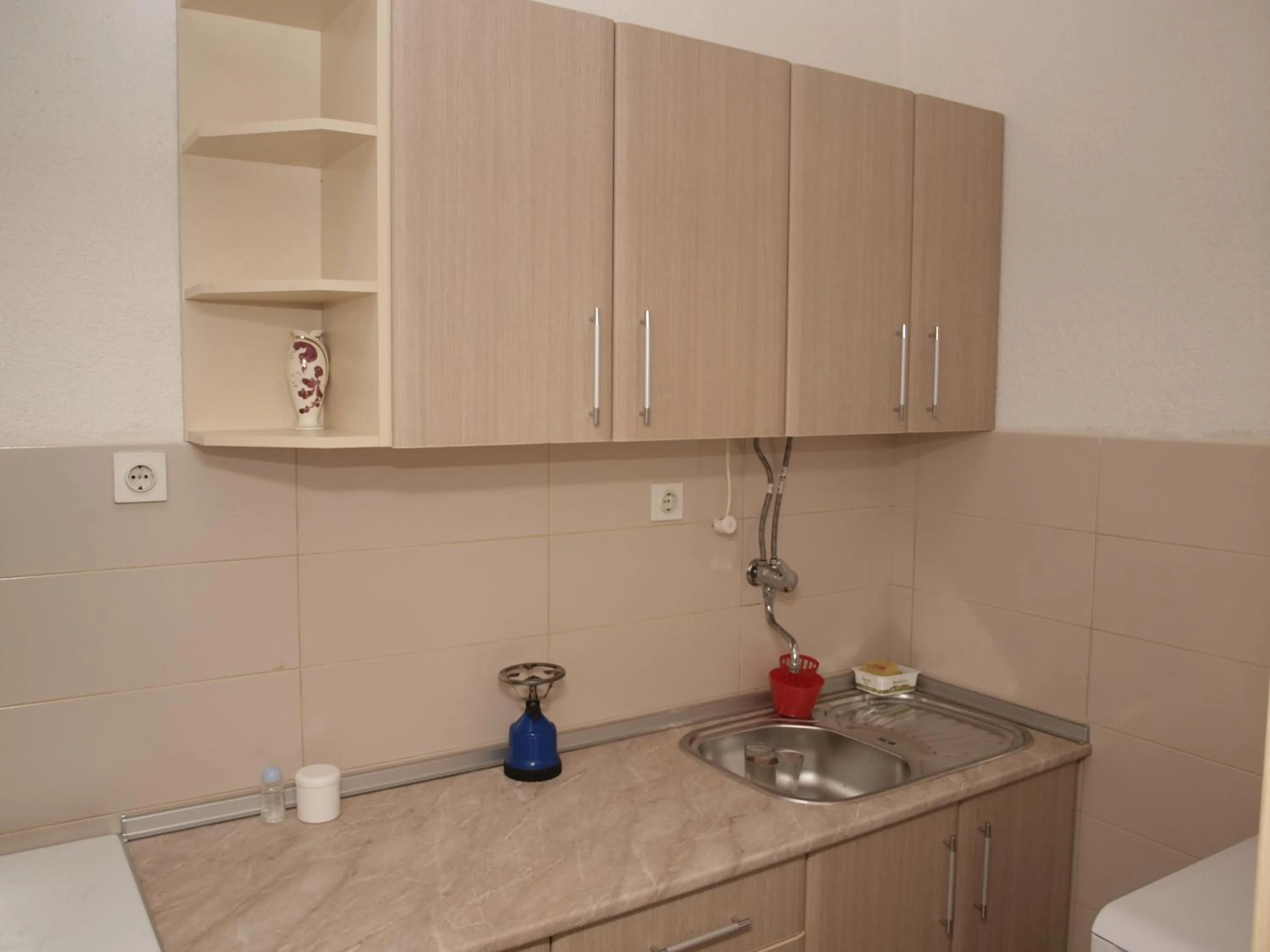Kitchen or kitchenette in Bogdanoski Studios & Guest Rooms