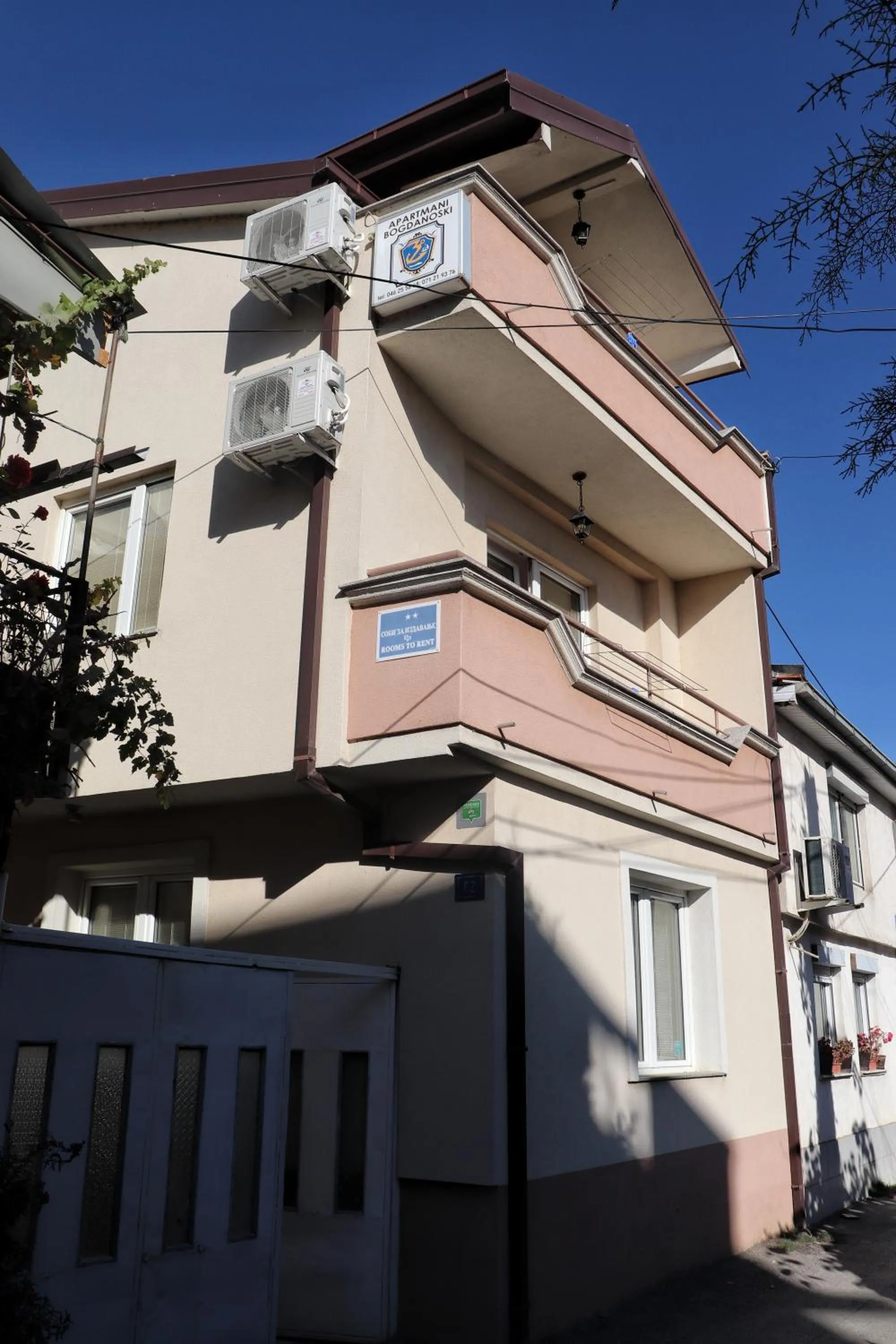 Bogdanoski Studios & Guest Rooms