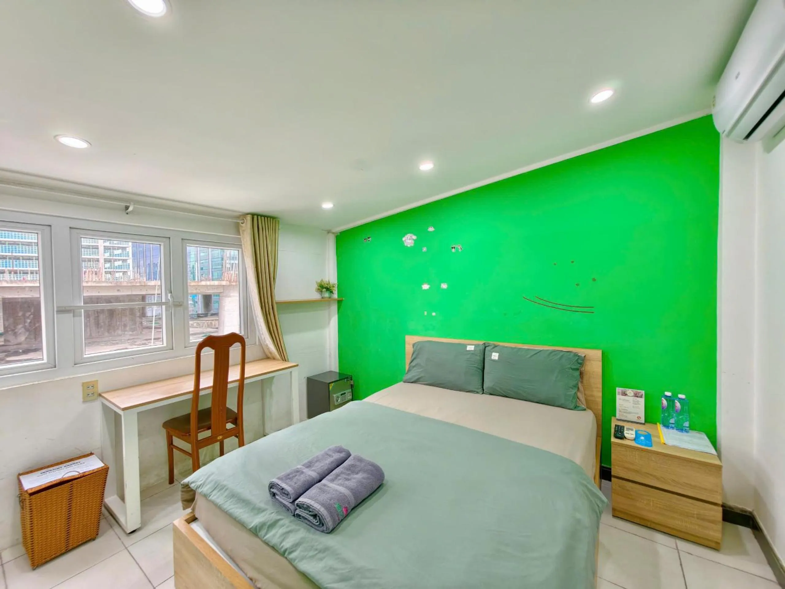 Bed in Sen Vivian Home