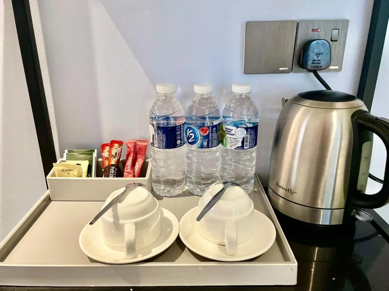 Coffee/tea facilities in Wing Tat Grand Hotel