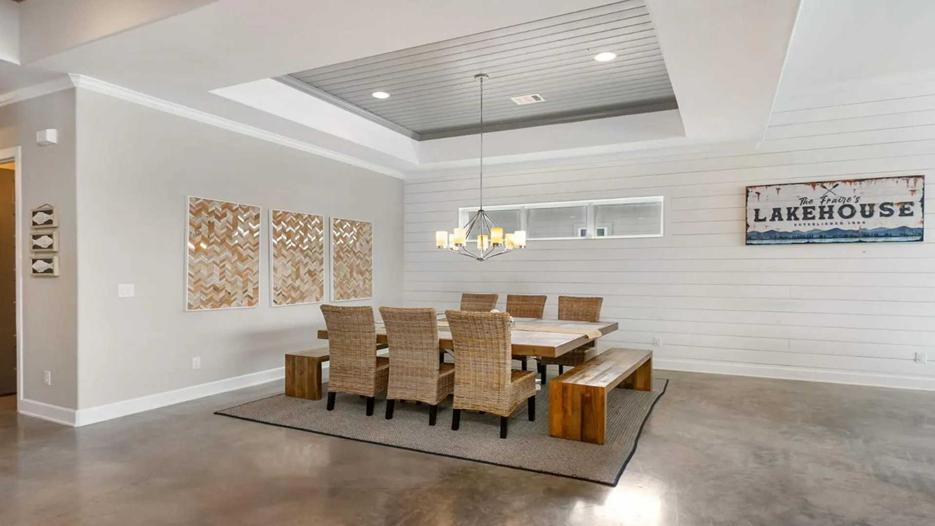 Luxury Waterfront Pool Hot Tub Boat Slips