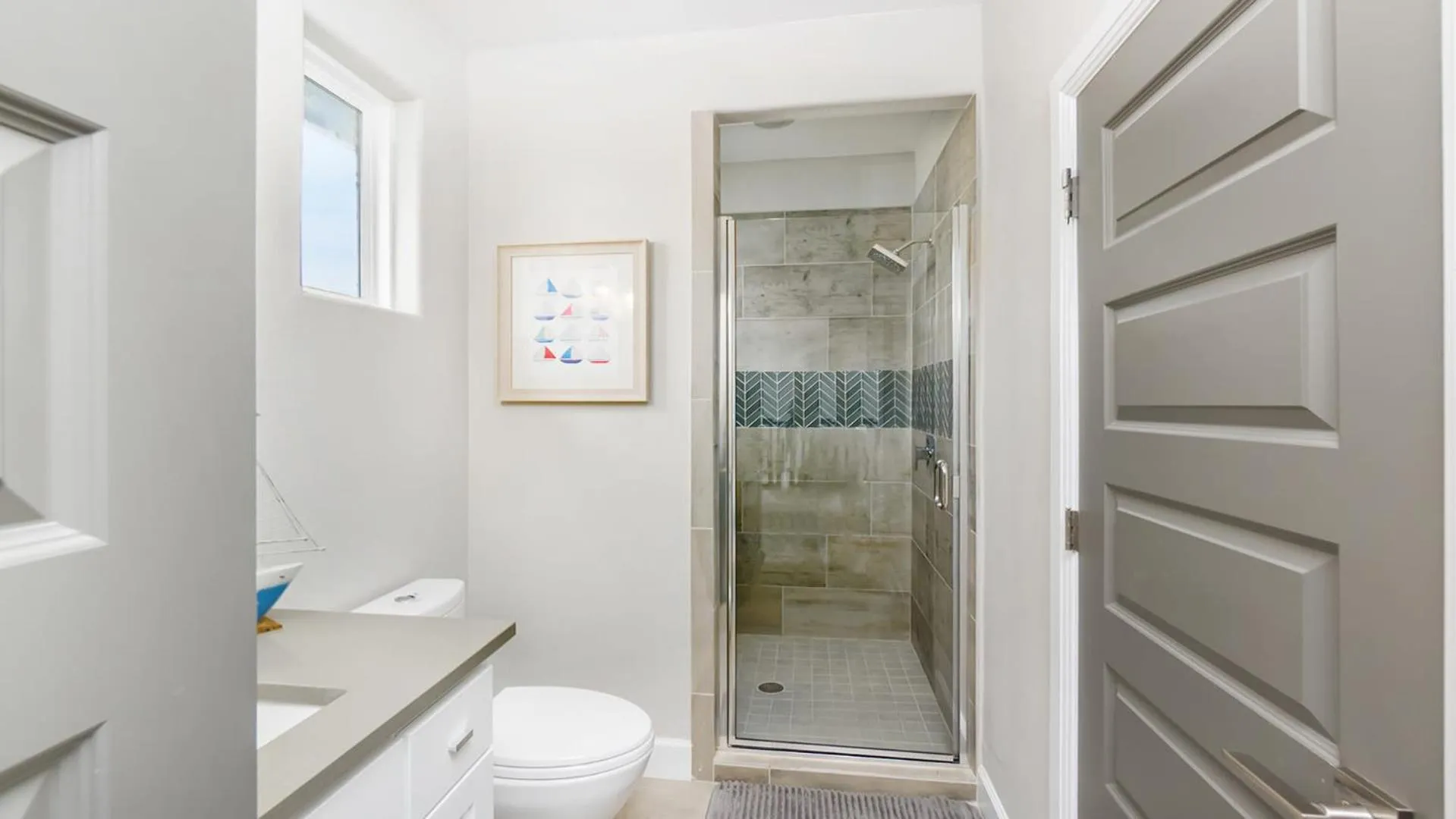 Luxury Waterfront Pool Hot Tub Boat Slips