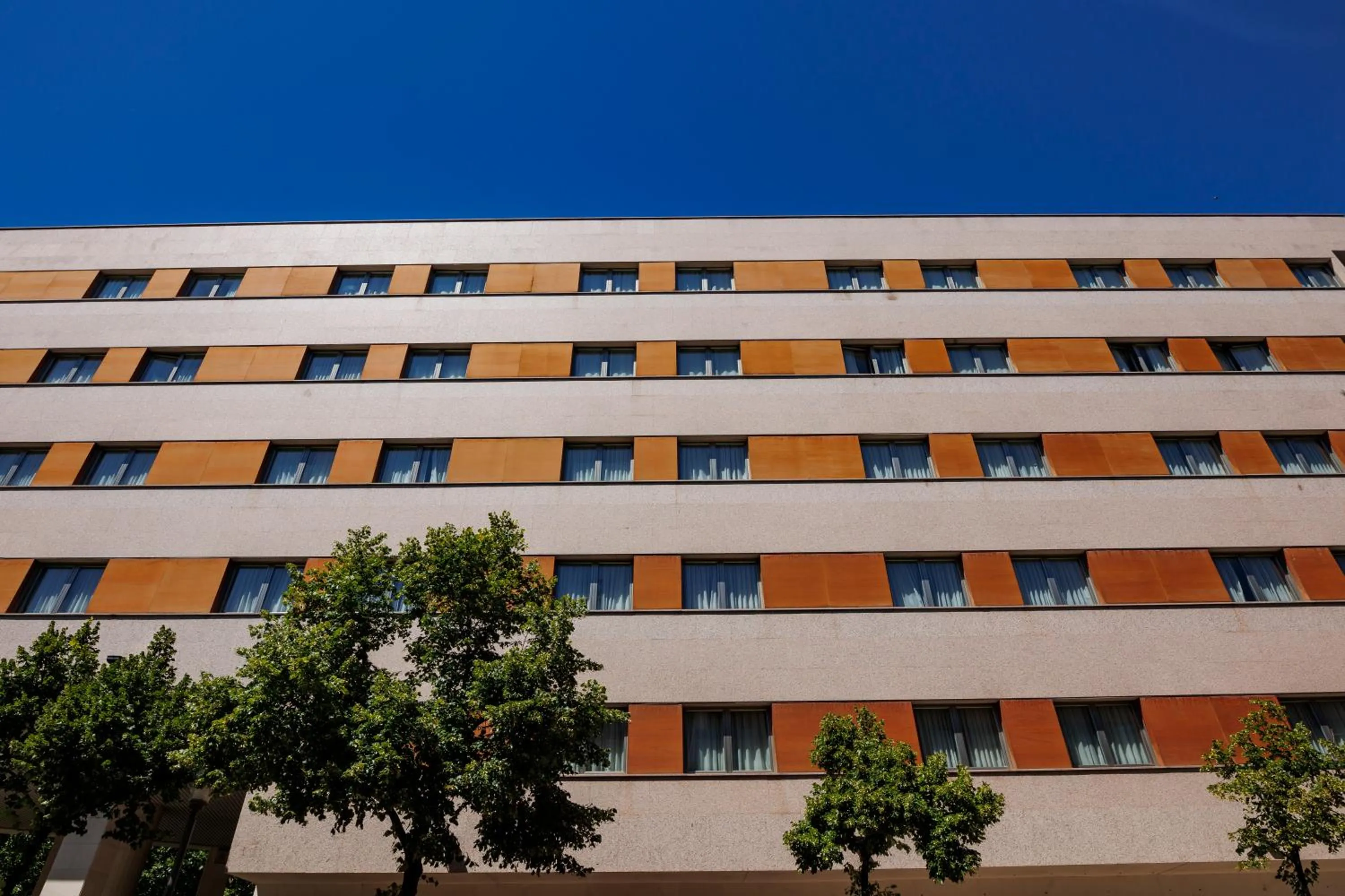 Property building in Hotel Logroño Parque