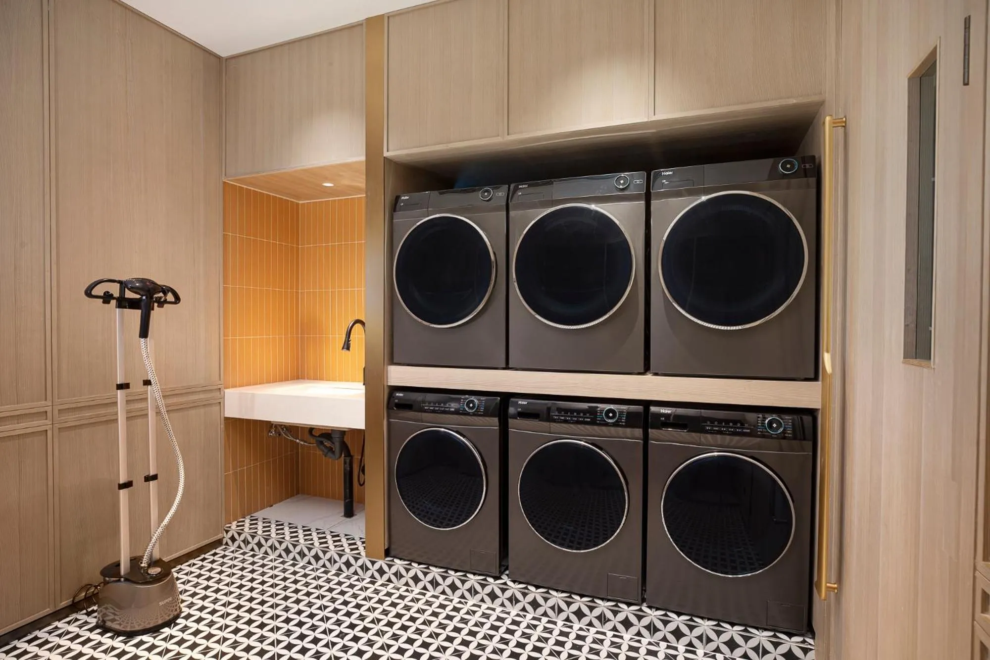 washing machine in Voco Chongqing Chaotianmen