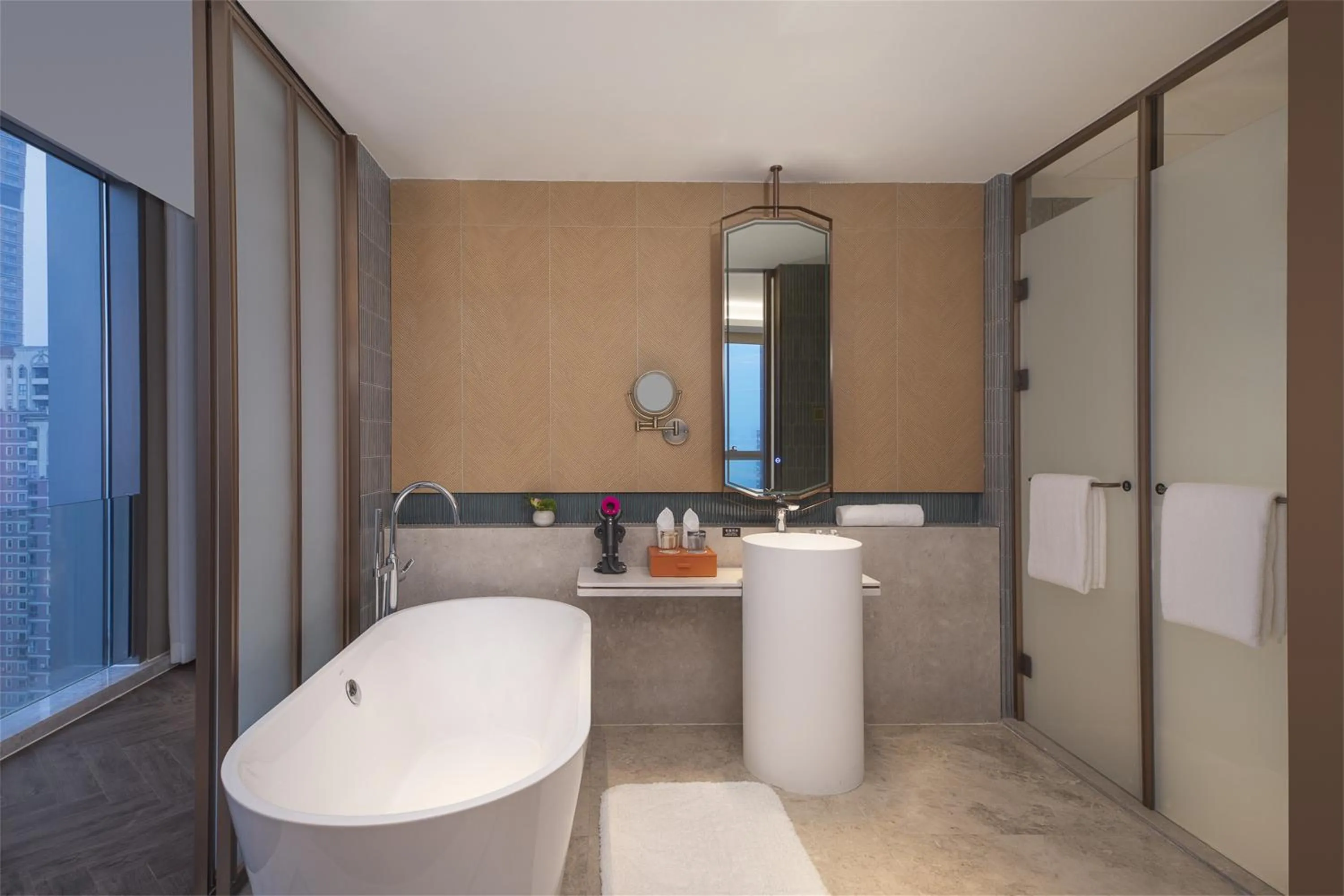 Bathroom in Voco Chongqing Chaotianmen