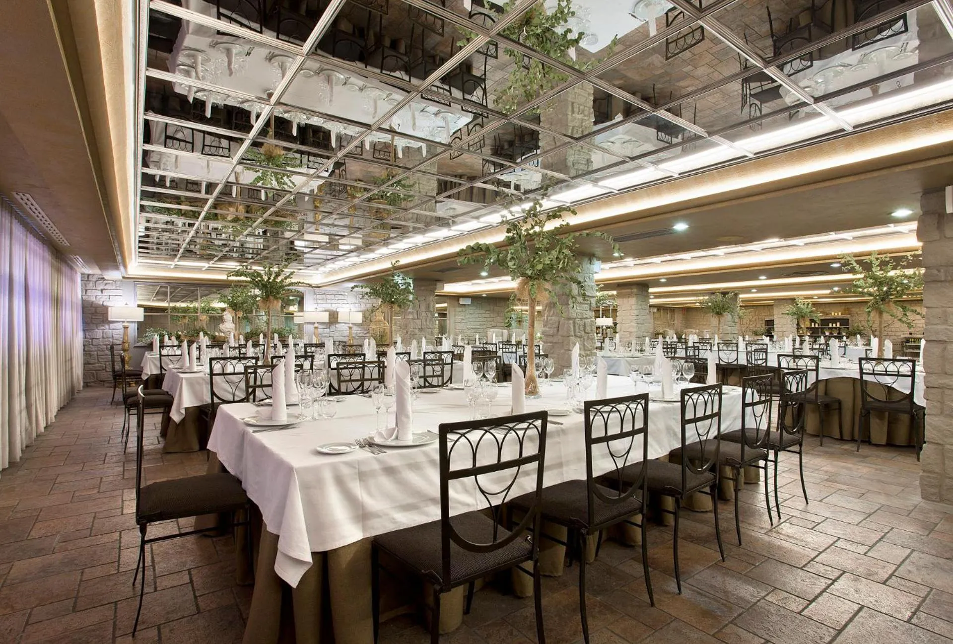 Banquet/Function facilities in Hotel Luze El Toro