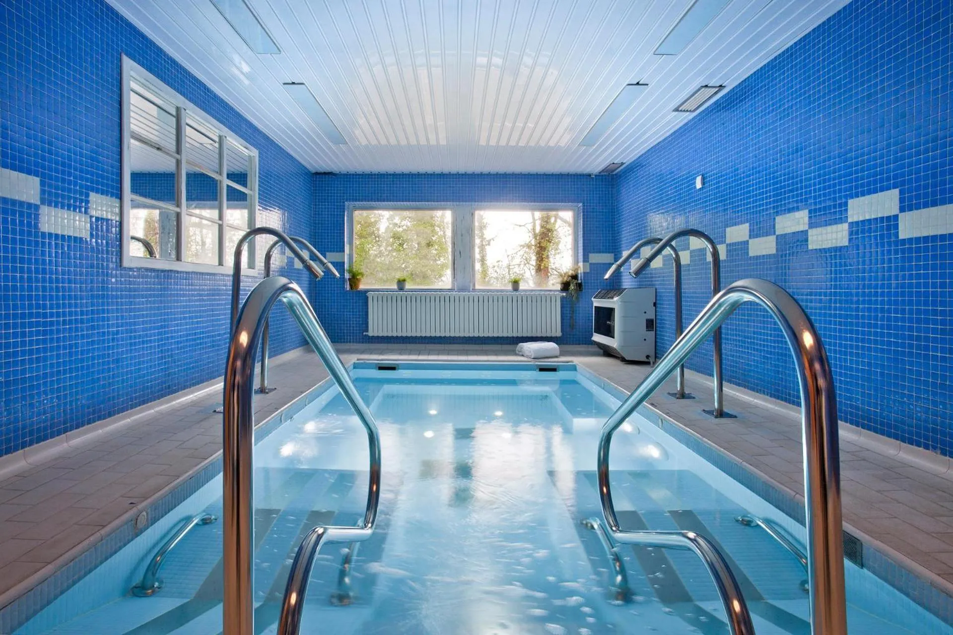 Hot Spring Bath in Hotel Luze El Toro