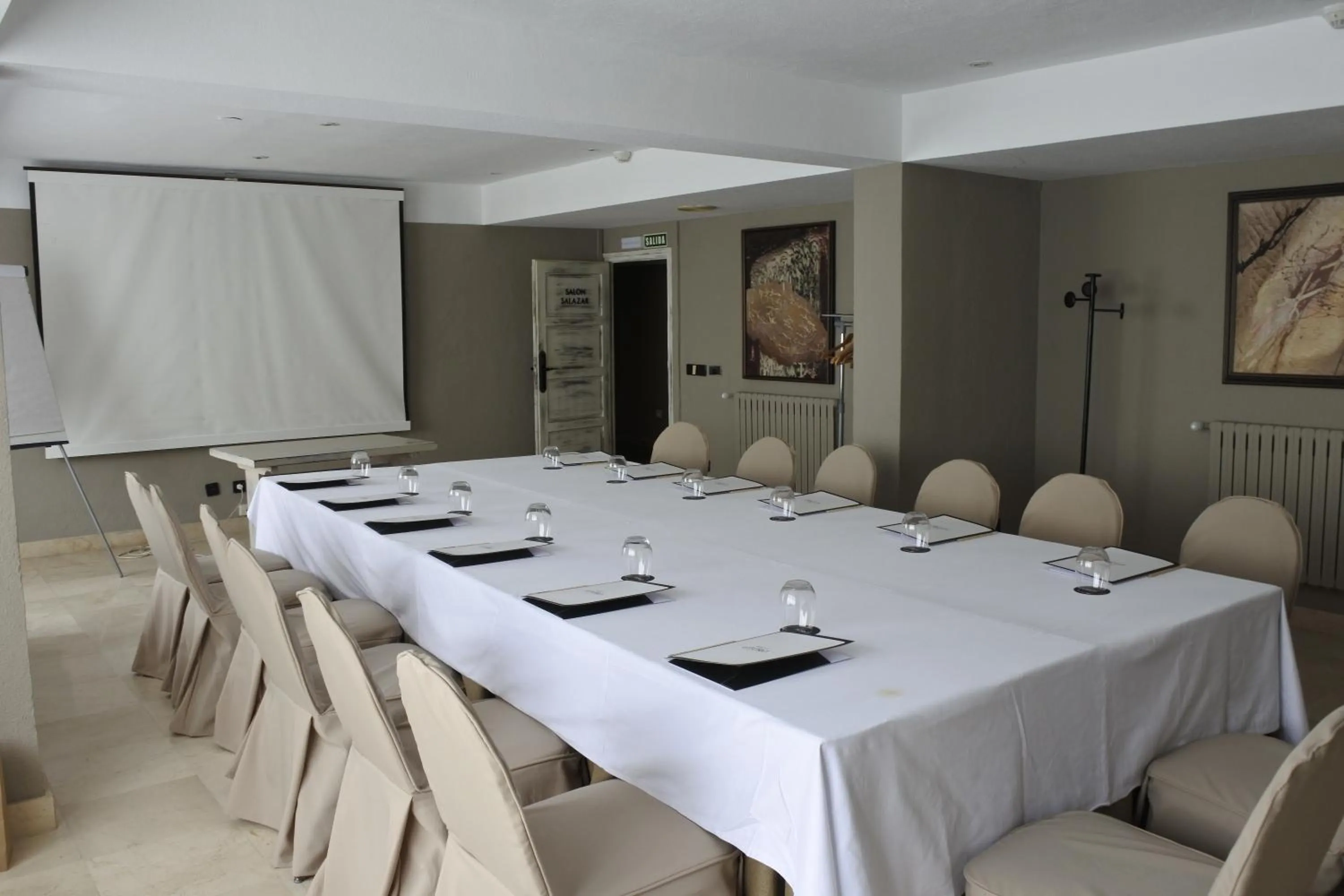 Business facilities in Hotel Luze El Toro