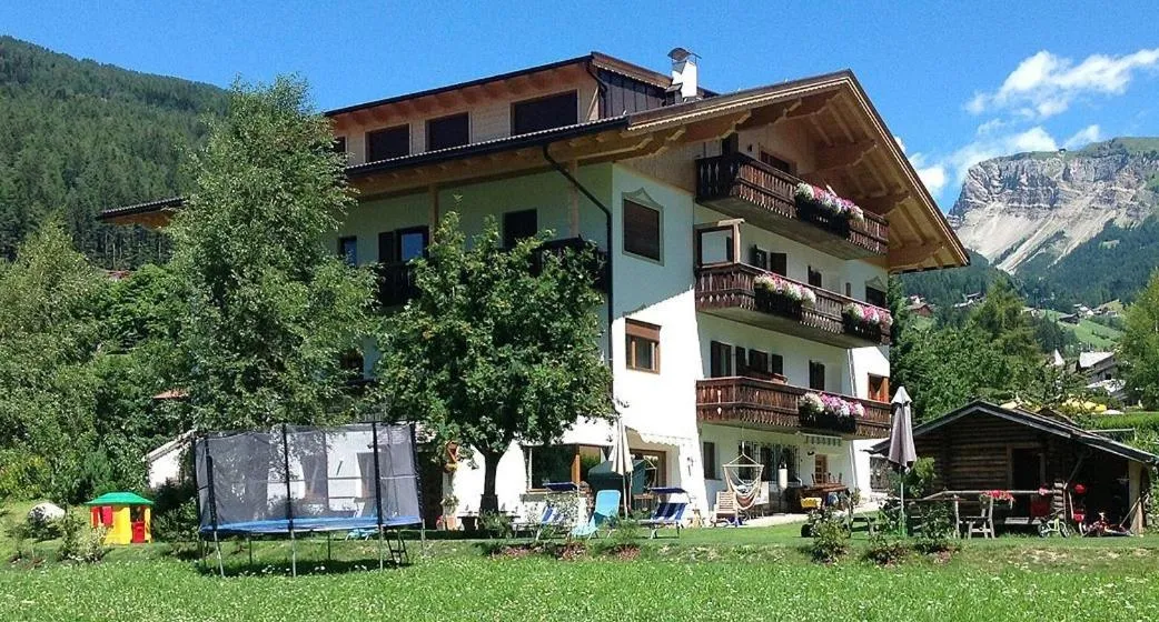 Facade/entrance in Residence Magdalena