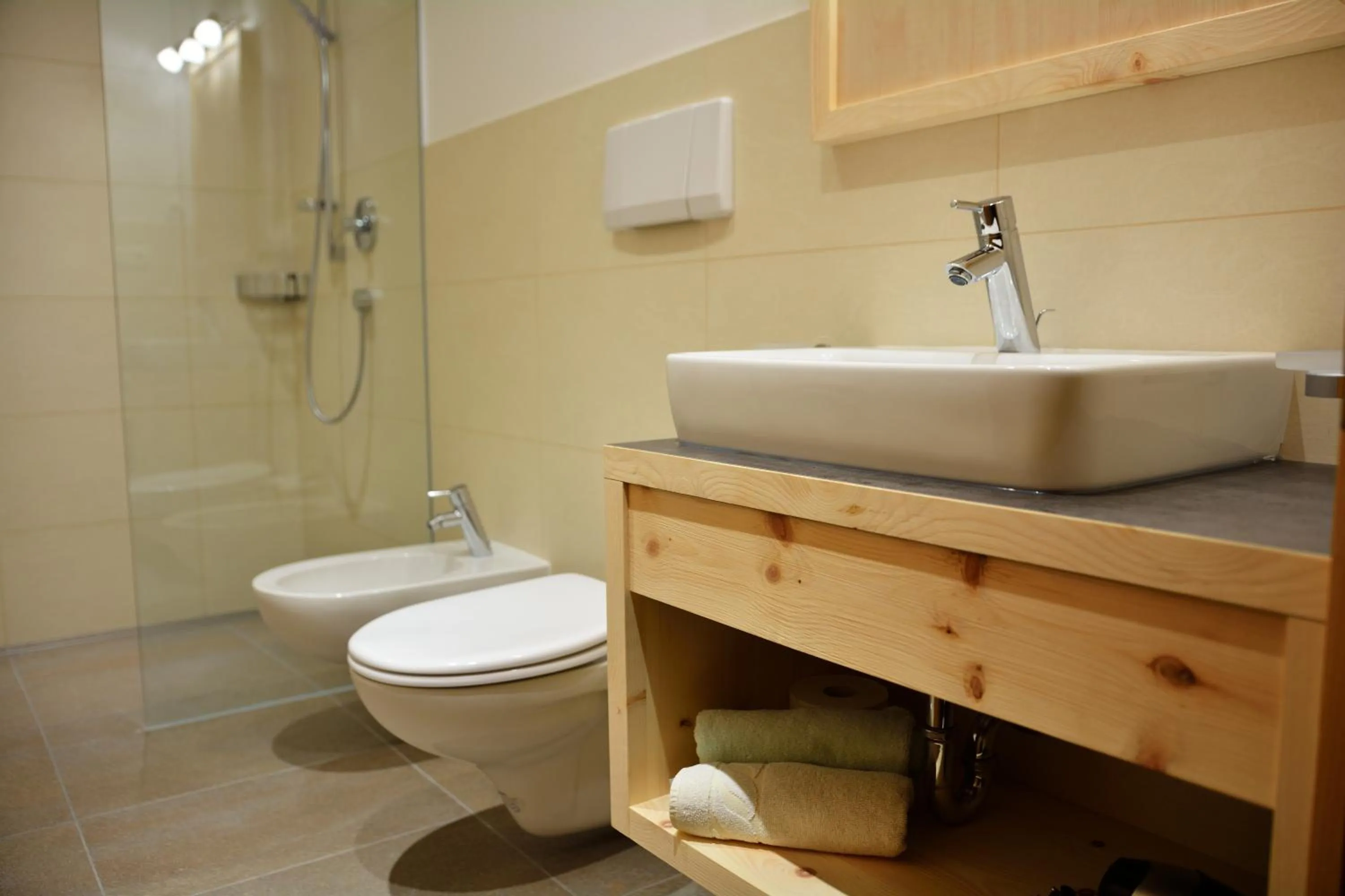 Shower in Residence Magdalena