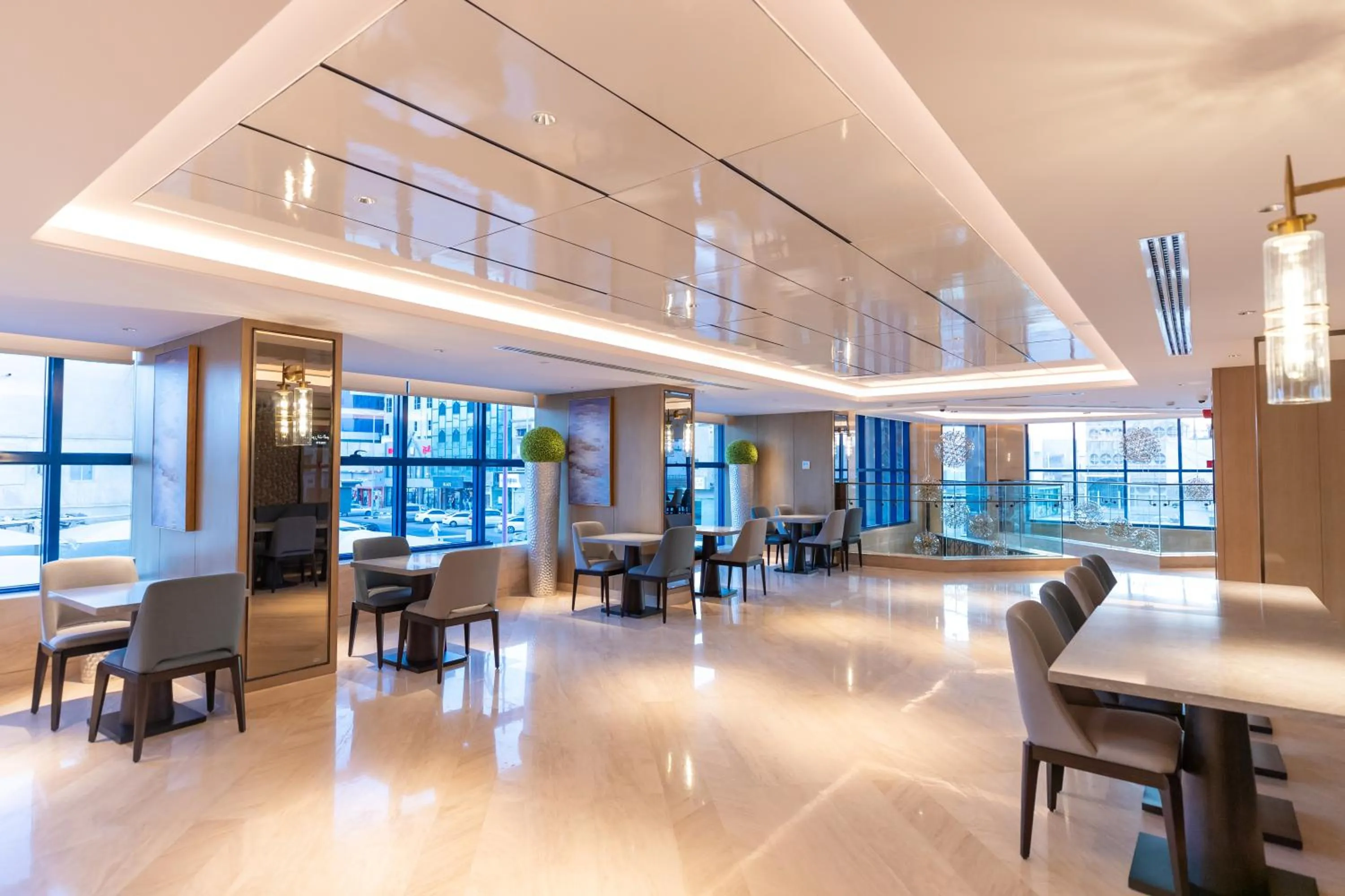 Restaurant/places to eat in Aber City Center