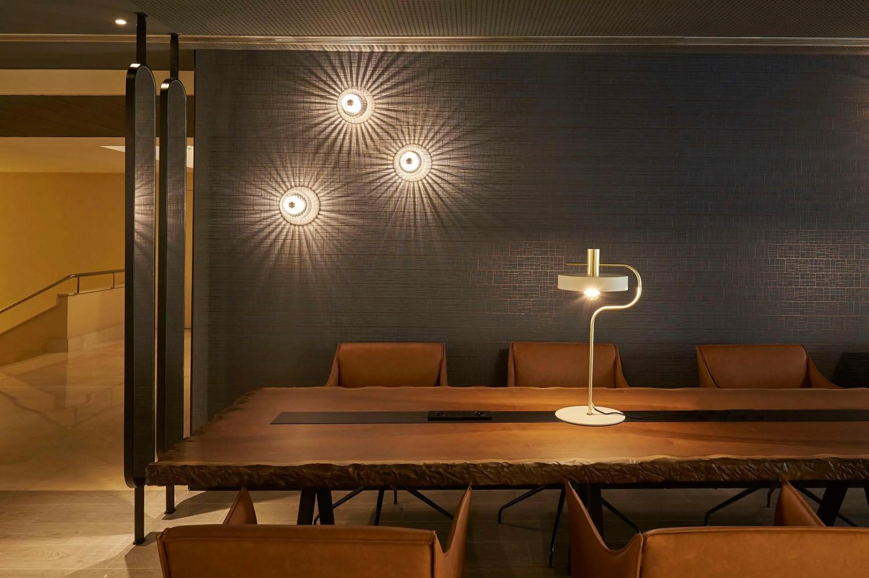 Lounge or bar in NH Sants Barcelona