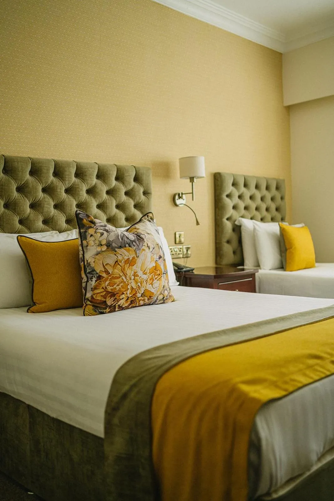 Bed in Crover House Hotel & Golf Club