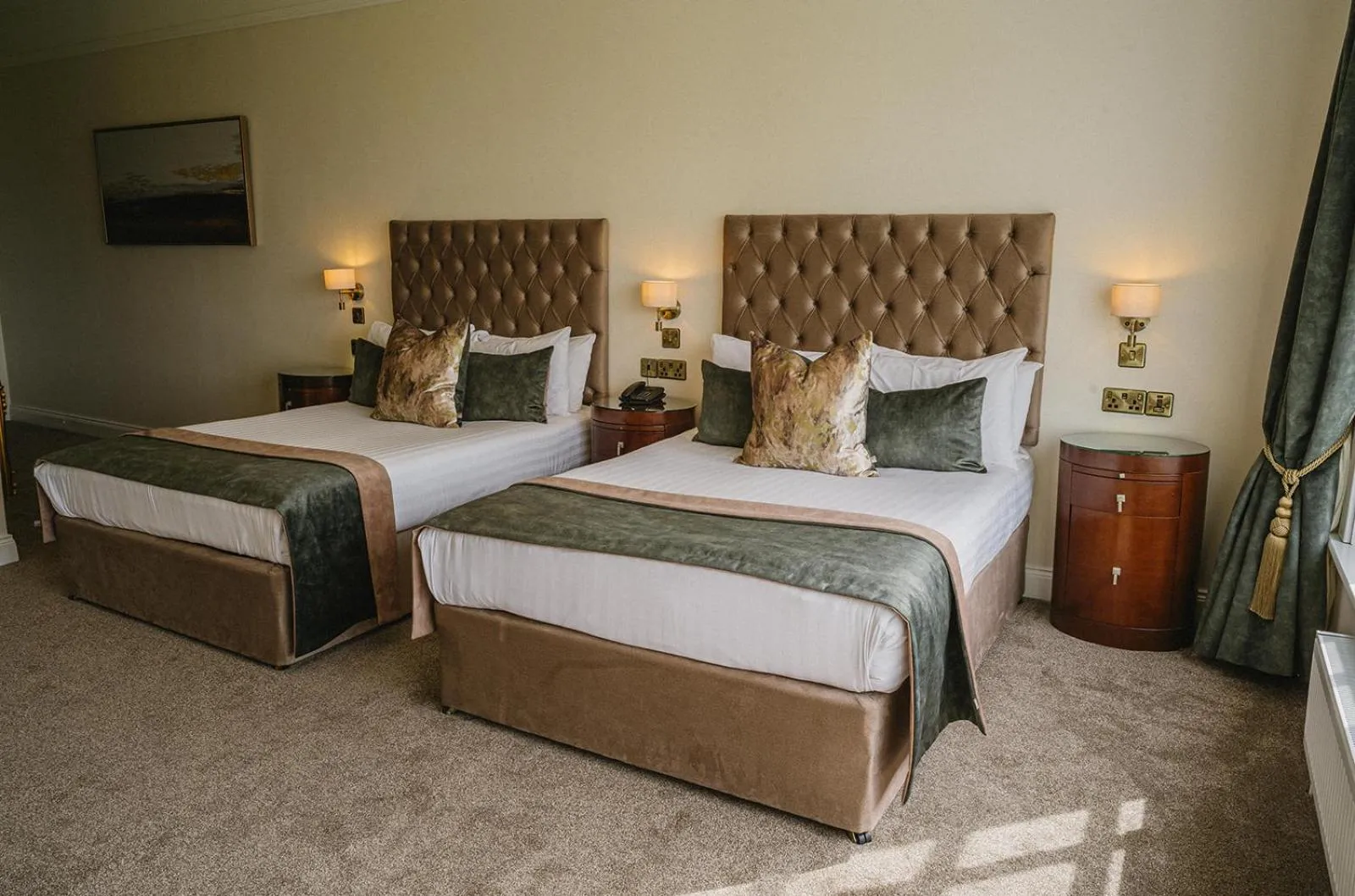 Bed in Crover House Hotel & Golf Club