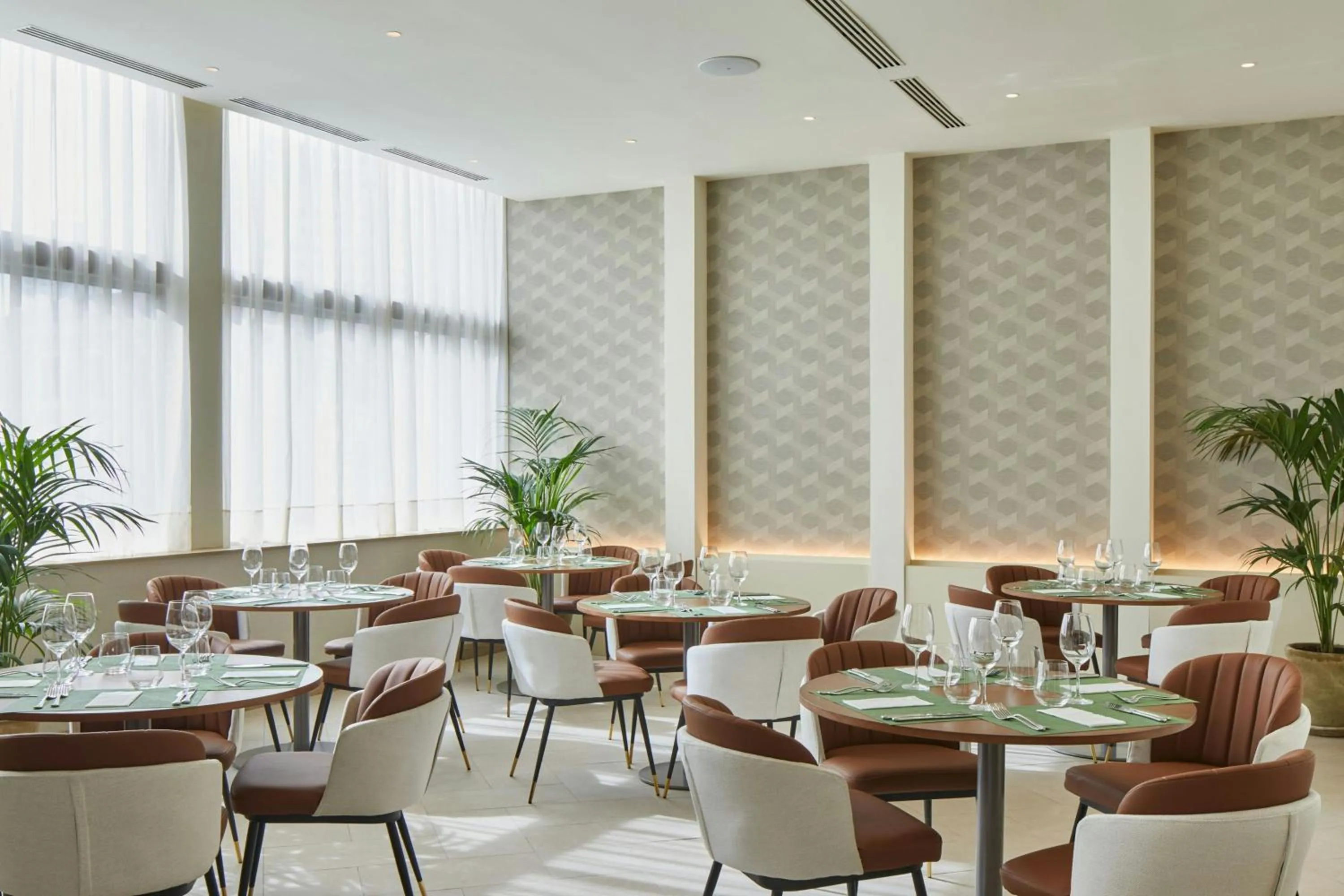 Meeting/conference room in Madrid Marriott Hotel Princesa Plaza