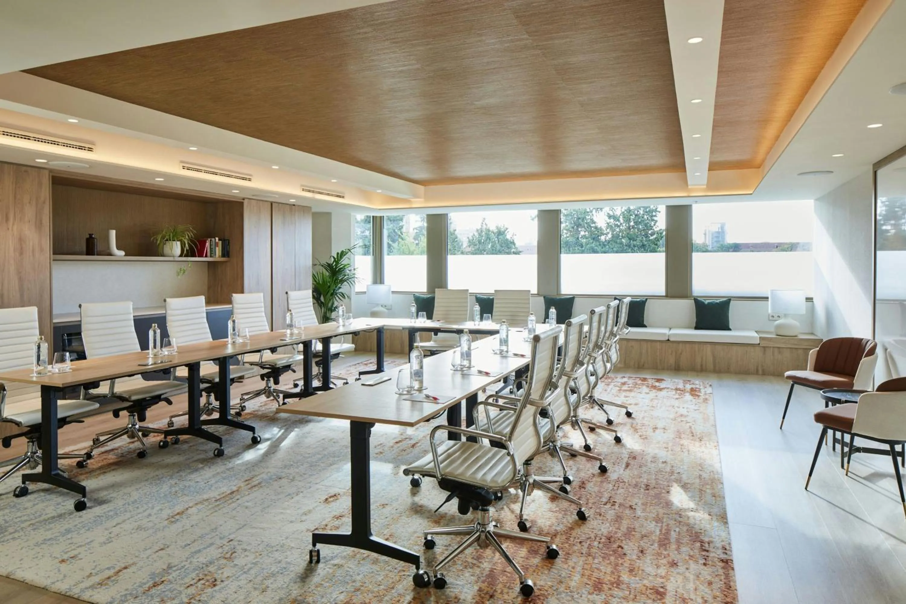 Meeting/conference room in Madrid Marriott Hotel Princesa Plaza