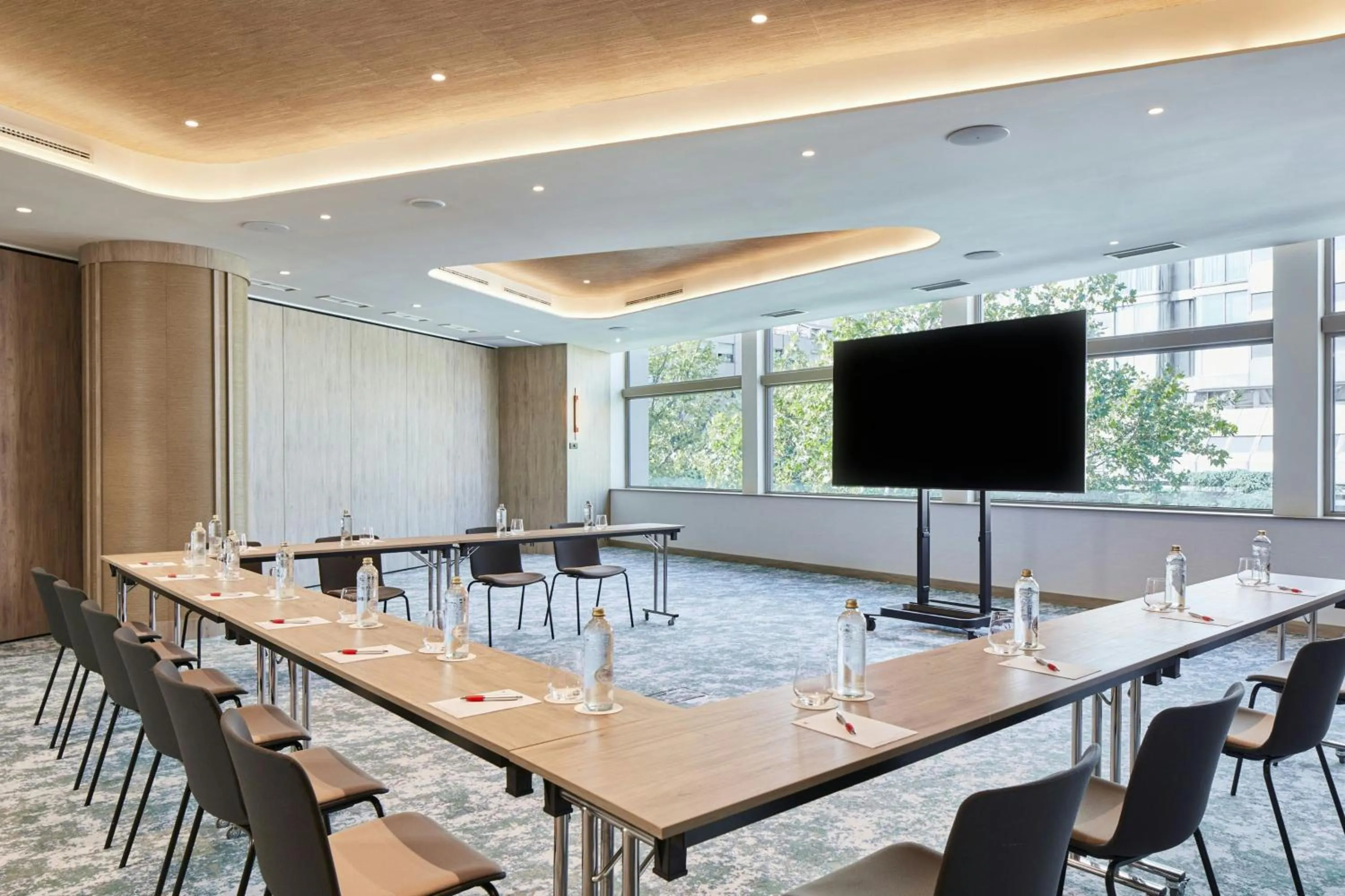 Meeting/conference room in Madrid Marriott Hotel Princesa Plaza