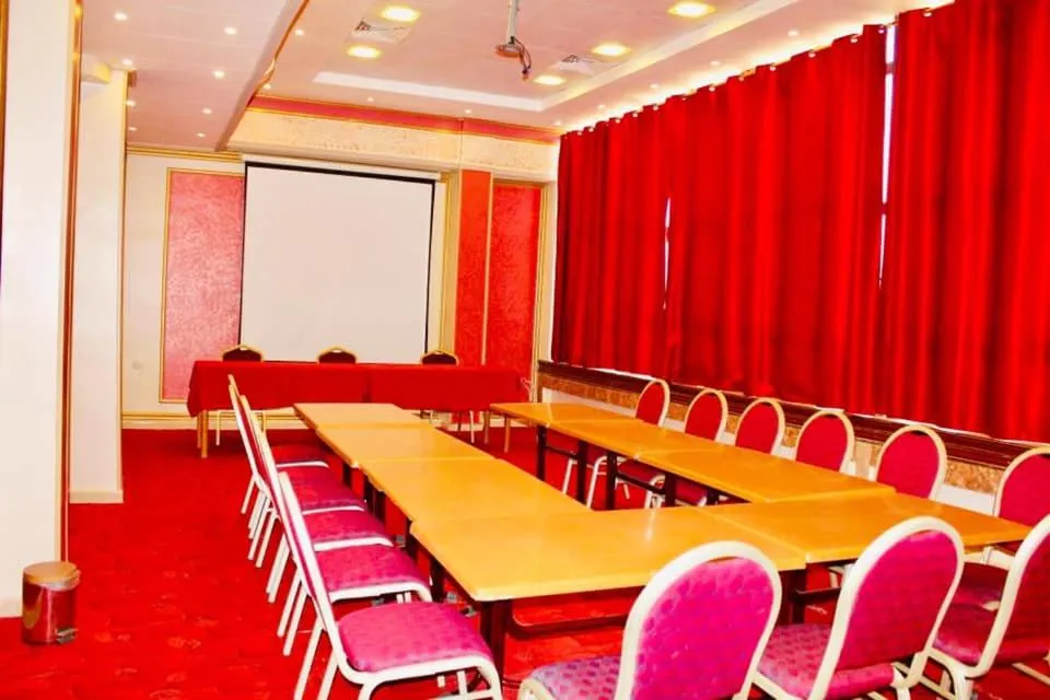 Meeting/conference room in Hotel Les Ambassadeurs