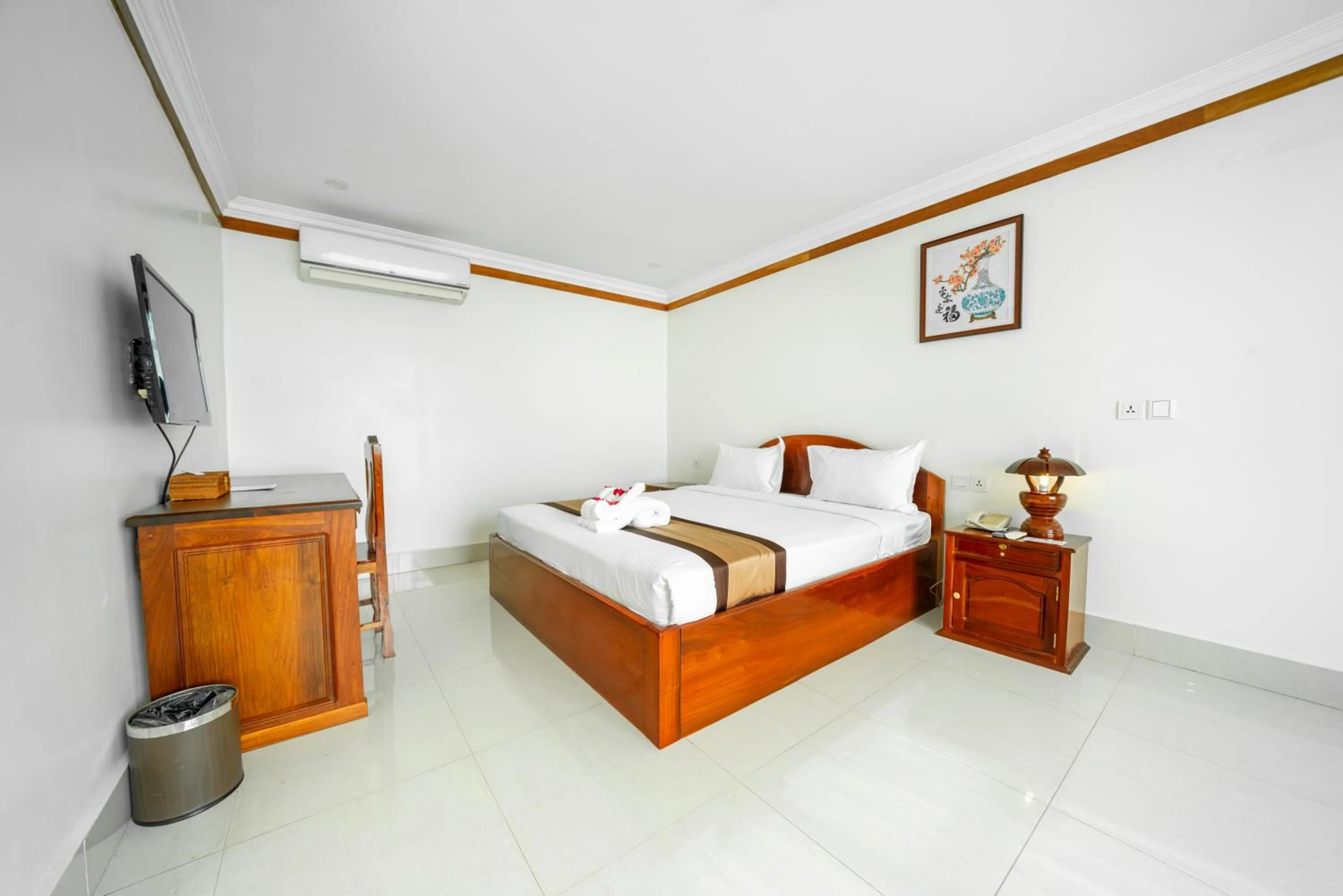 TV and multimedia, Bed in Pursat Riverside Hotel & Spa