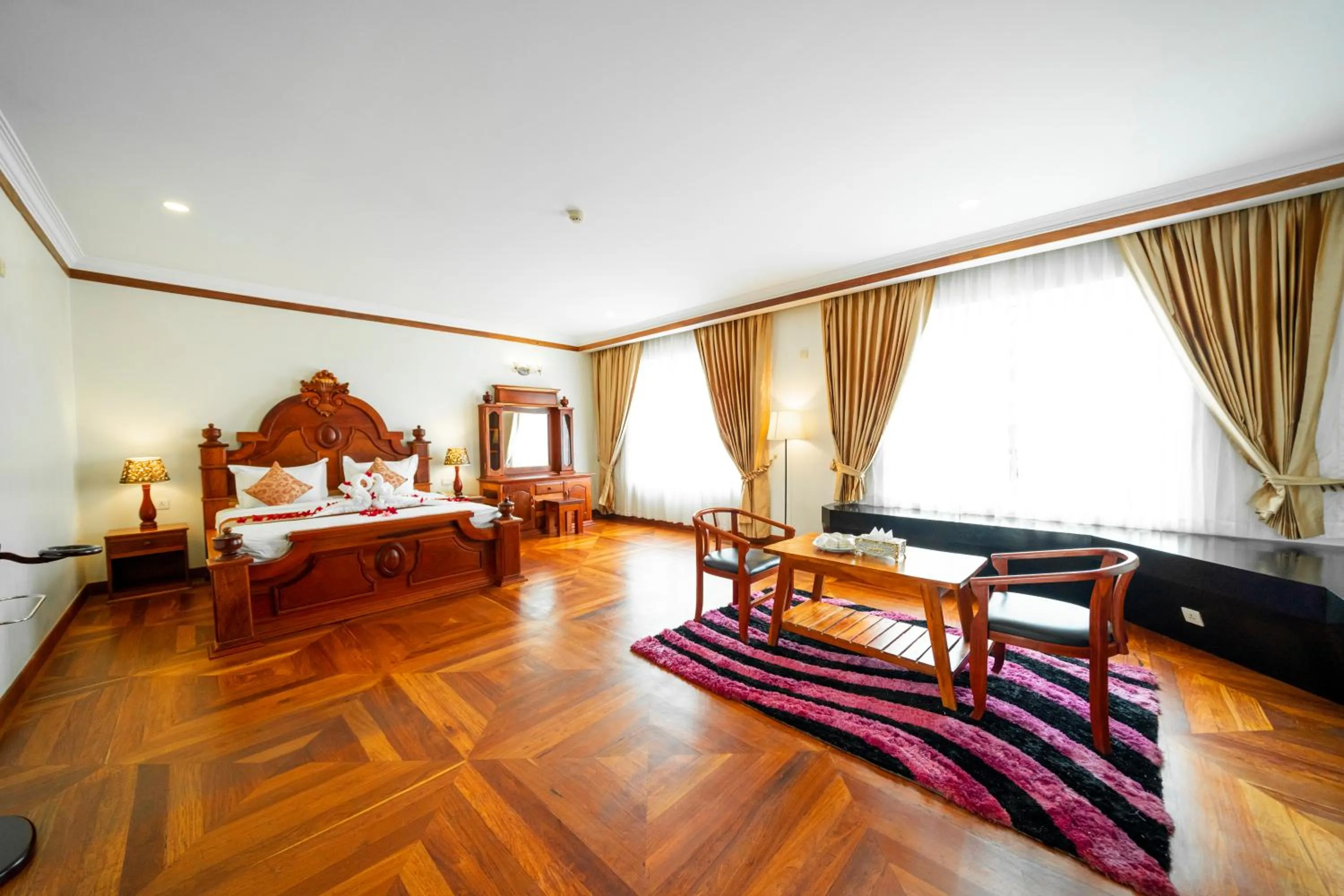 Bedroom, Bed in Pursat Riverside Hotel & Spa