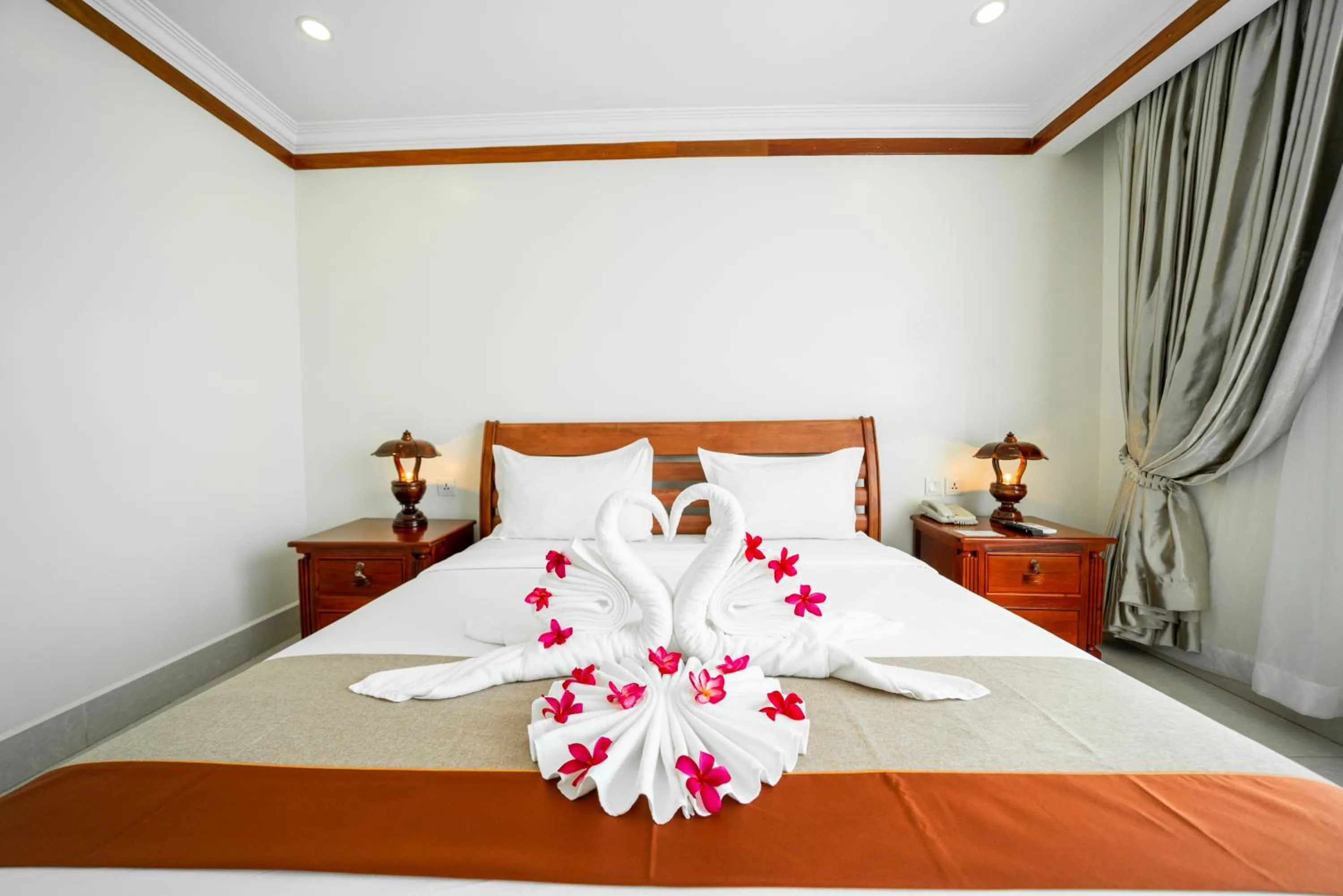 Bedroom, Bed in Pursat Riverside Hotel & Spa