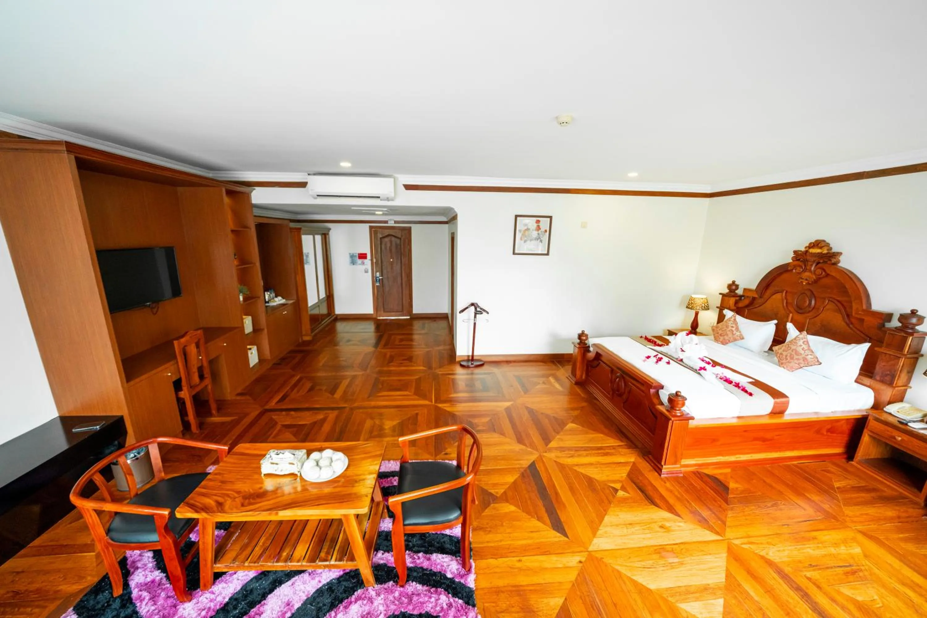 Seating area, Bed in Pursat Riverside Hotel & Spa