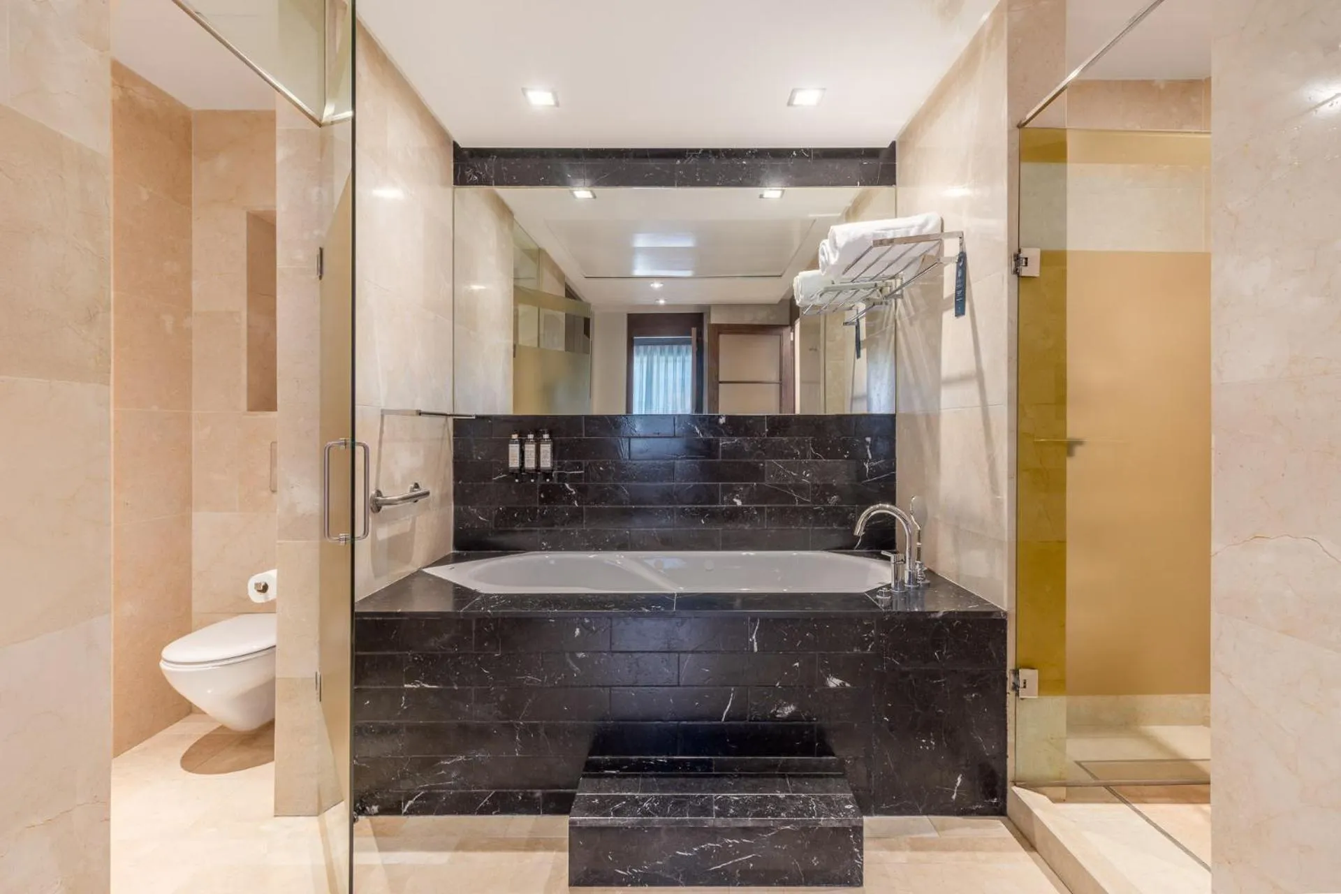 Eurostars Suites Mirasierra