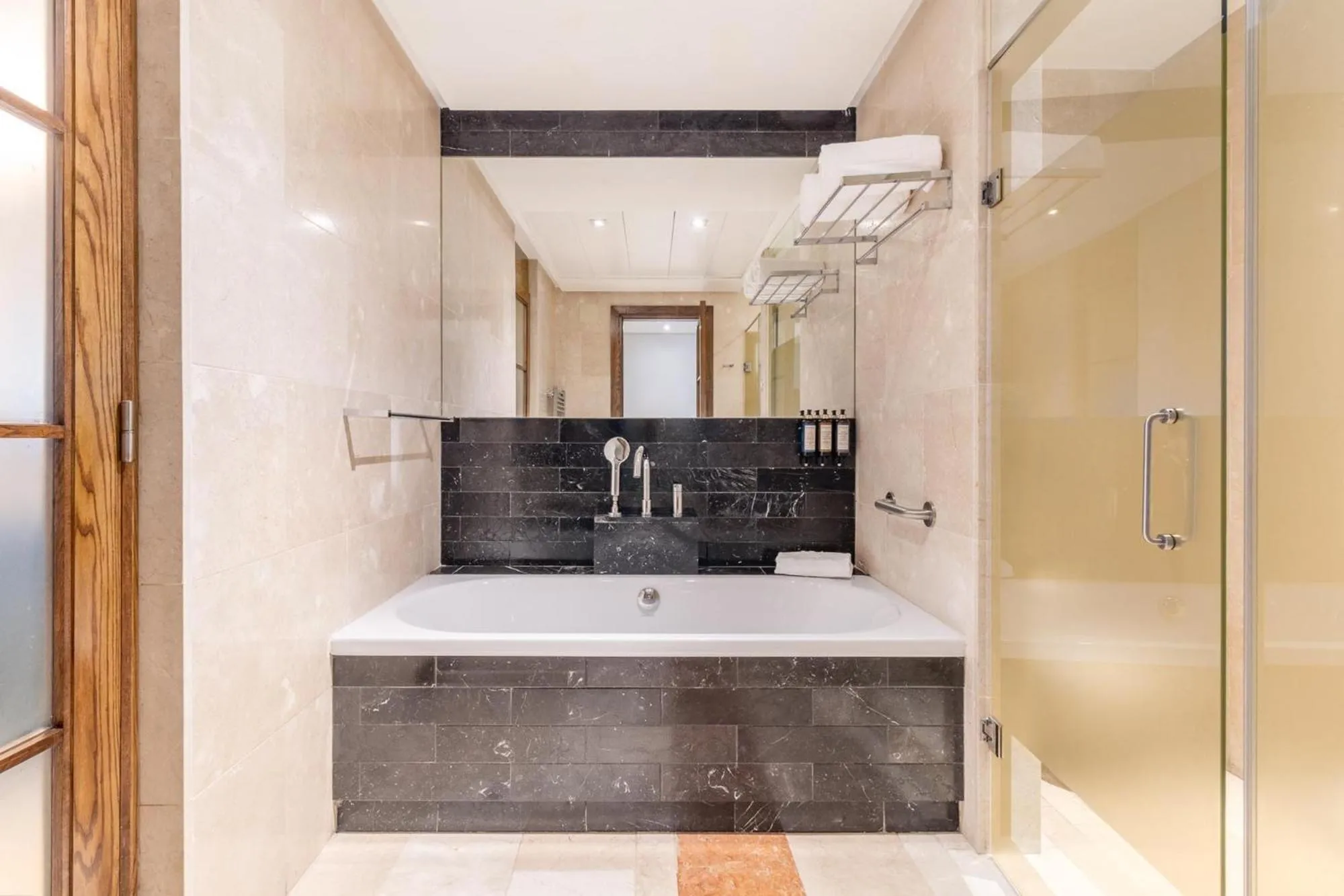 Eurostars Suites Mirasierra