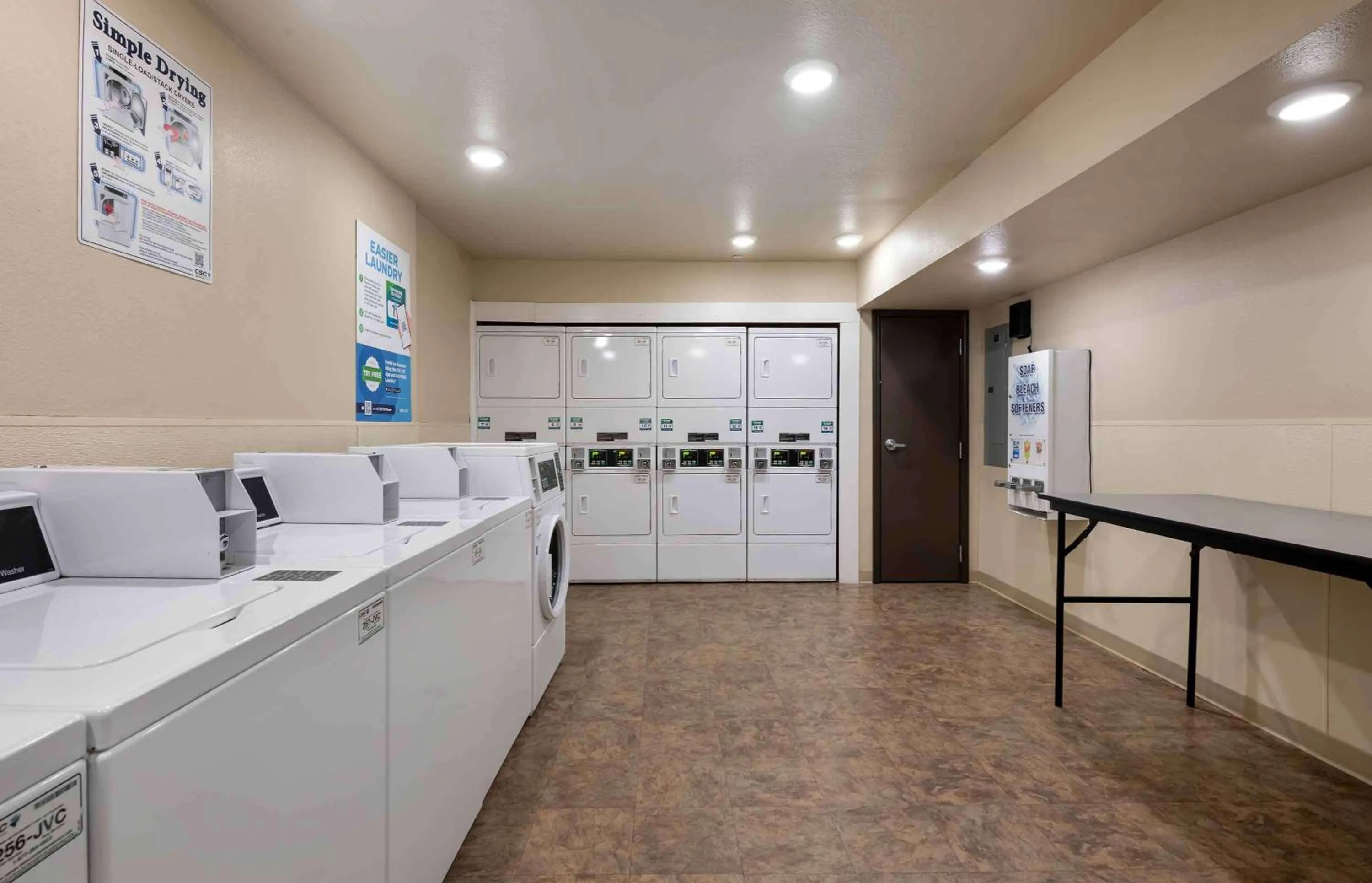 Property building in Extended Stay America Select Suites - Lake Worth